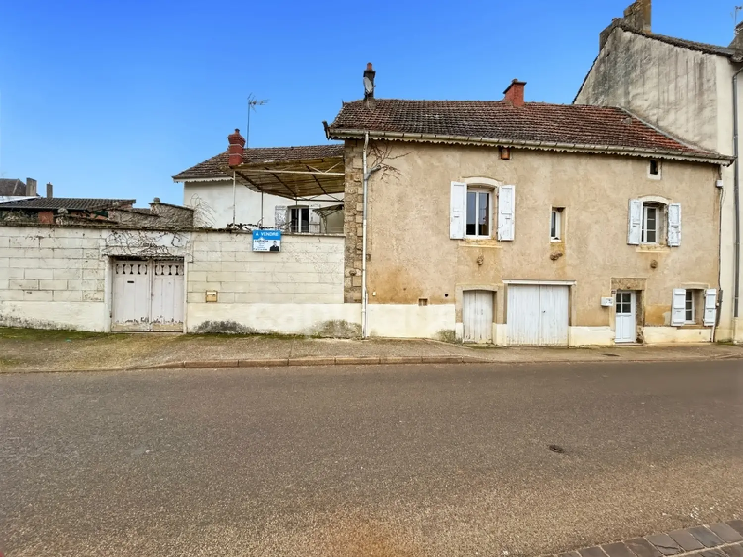  te koop dorpshuis Jambles Saône-et-Loire 1