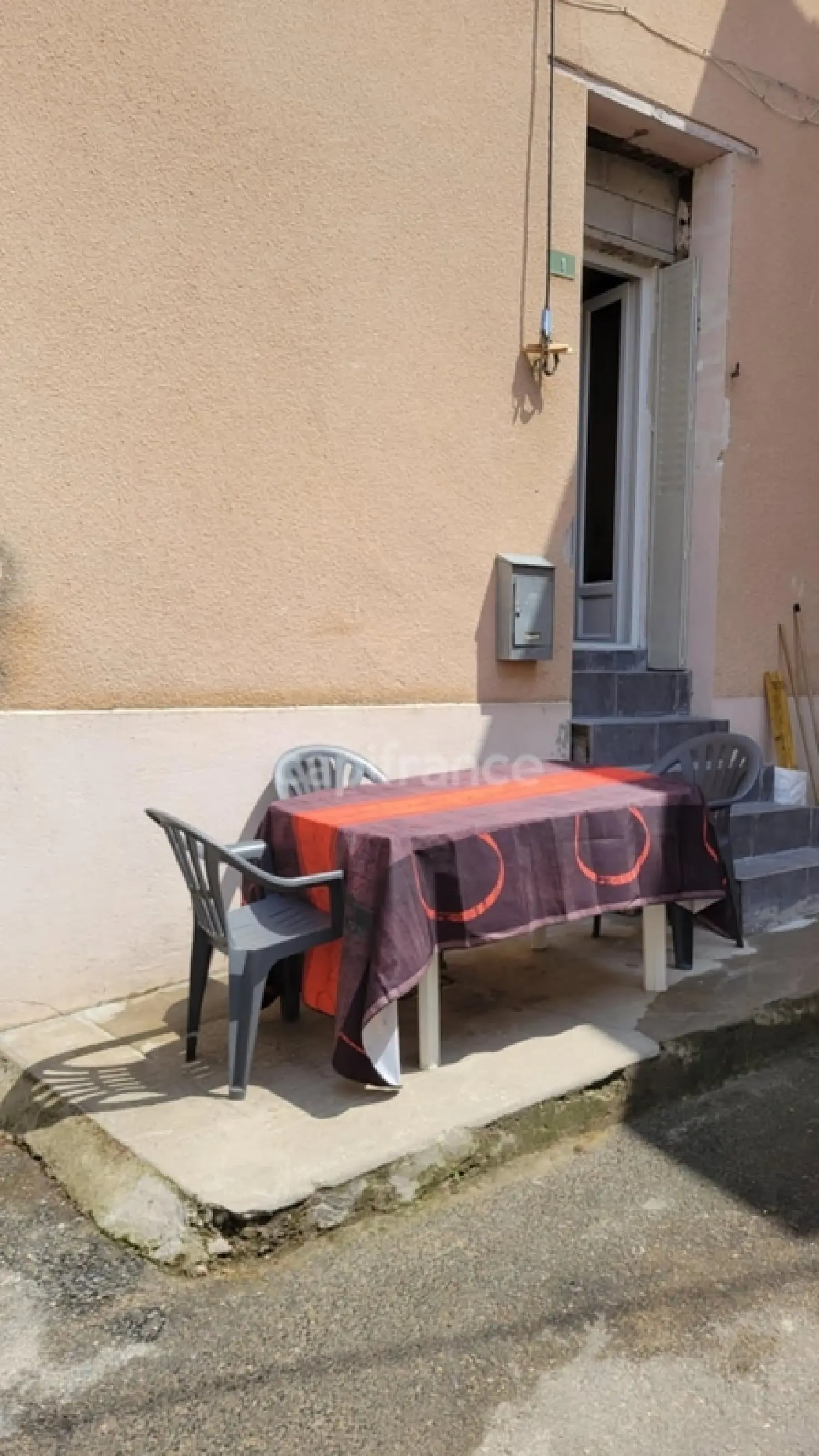 en venta casa de pueblo Panissières Loire 2