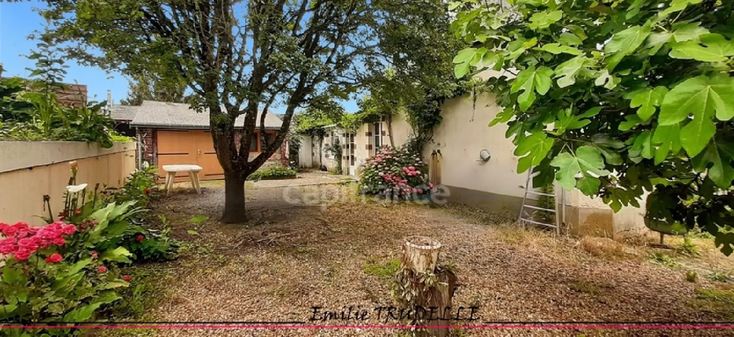  for sale village house Saint-Vincent-du-Lorouër Sarthe 4