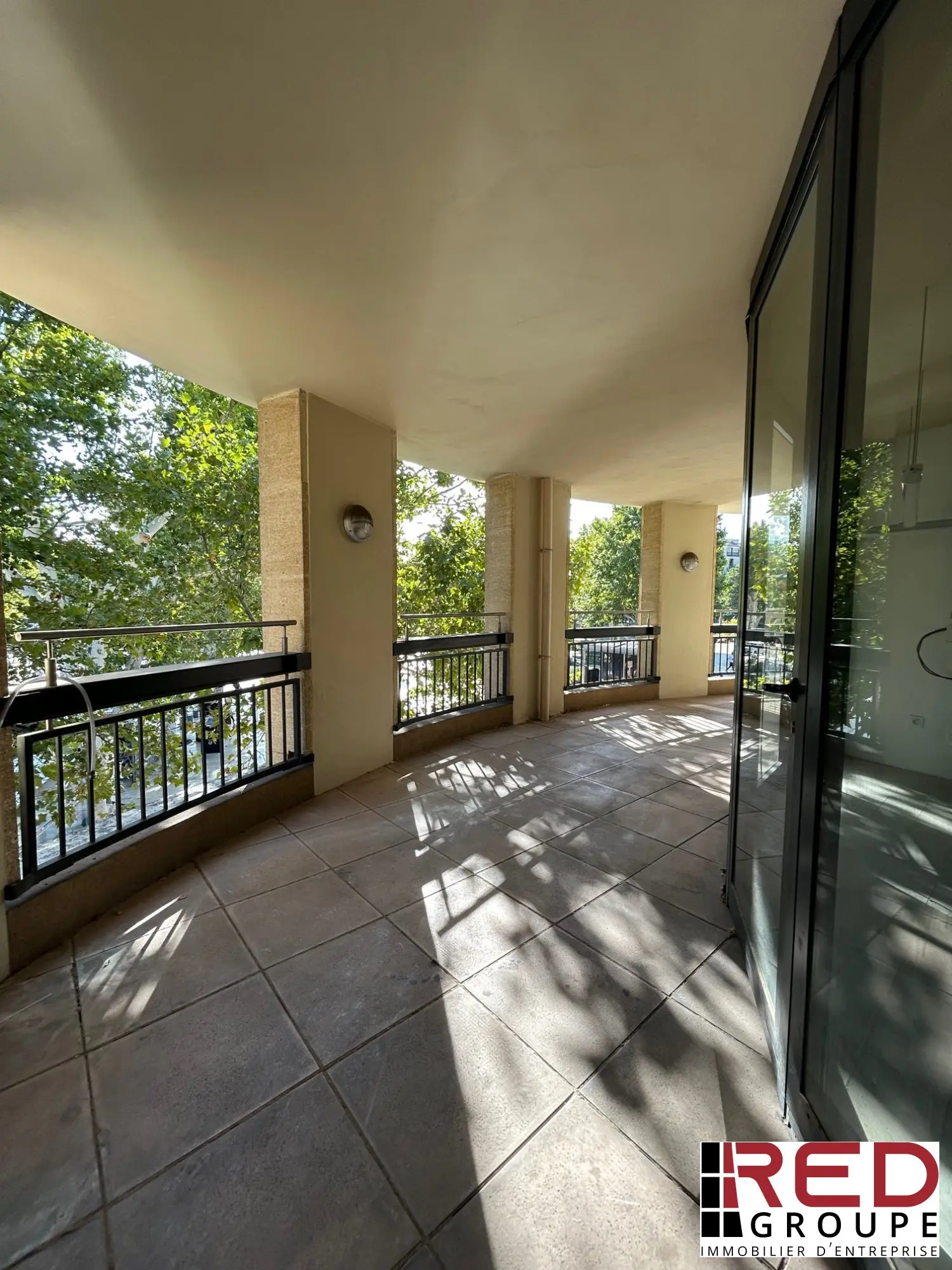  for sale office Aix-en-Provence Bouches-du-Rhône 3