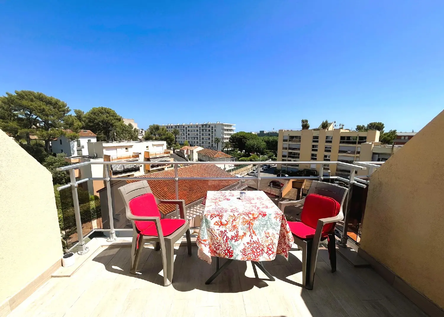 à vendre appartement Cavalaire-sur-Mer Var 2