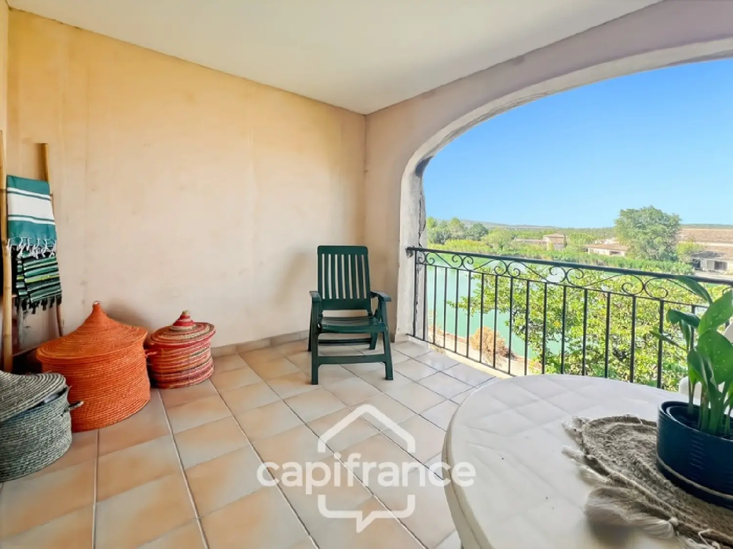  à vendre appartement Mallemort Bouches-du-Rhône 4