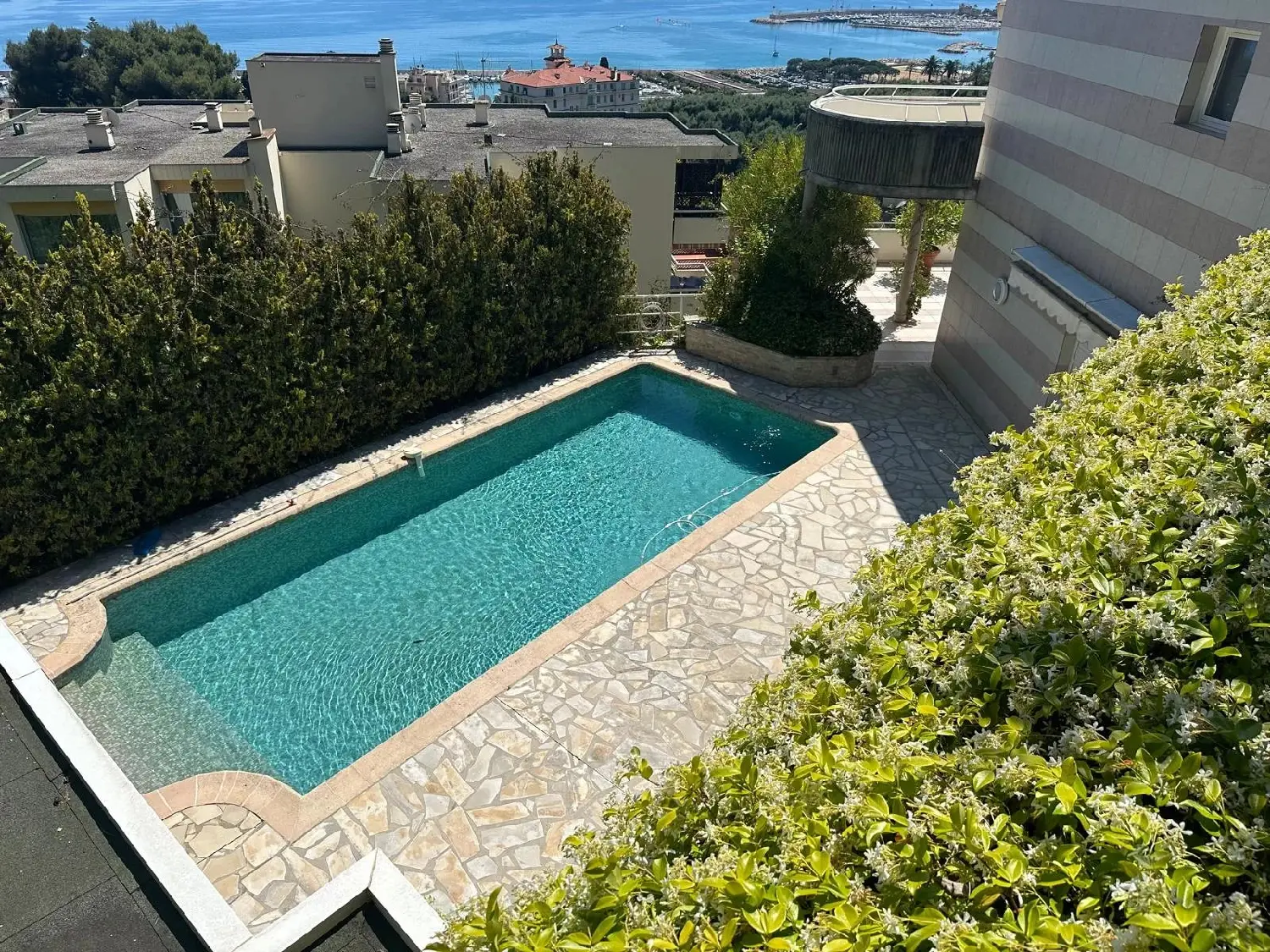  te koop appartement Menton Alpes-Maritimes 2