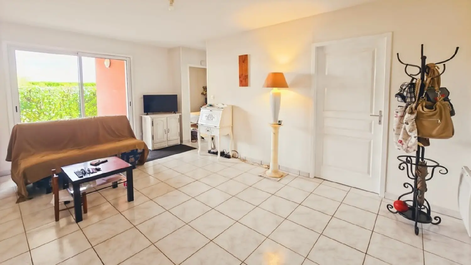  for sale apartment Saint-Jean-d'Angély Charente-Maritime 2