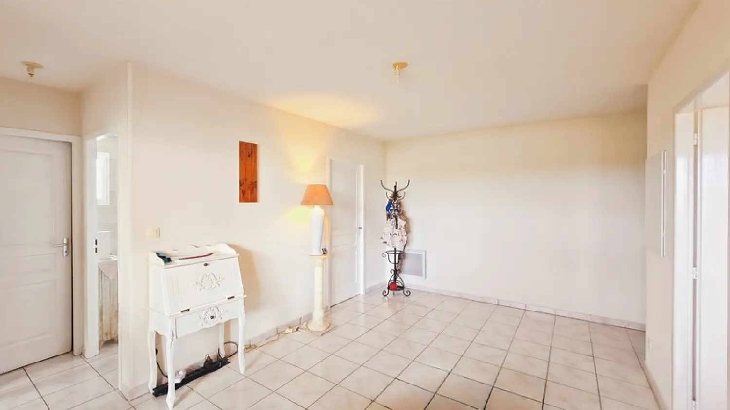 for sale apartment Saint-Jean-d'Angély Charente-Maritime 3