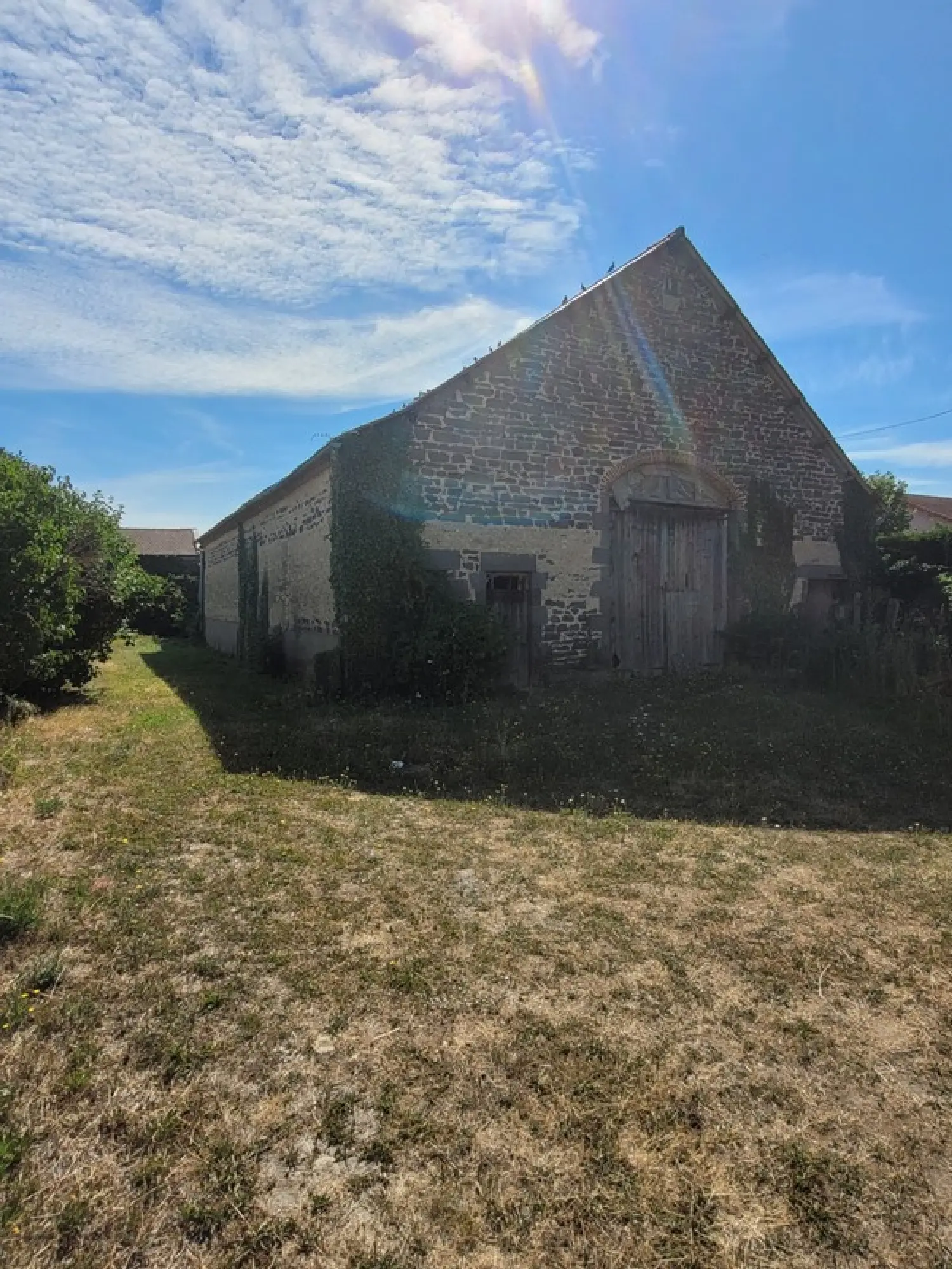  te koop schuur Surat Puy-de-Dôme 1