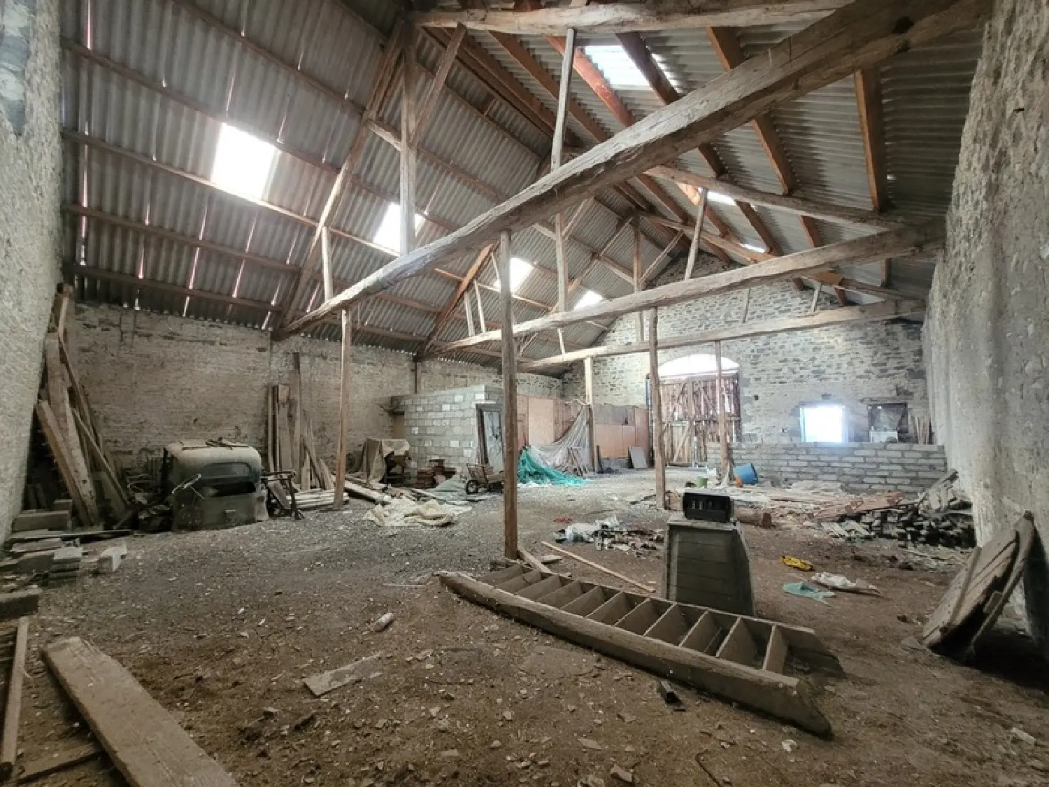 te koop schuur Surat Puy-de-Dôme 6