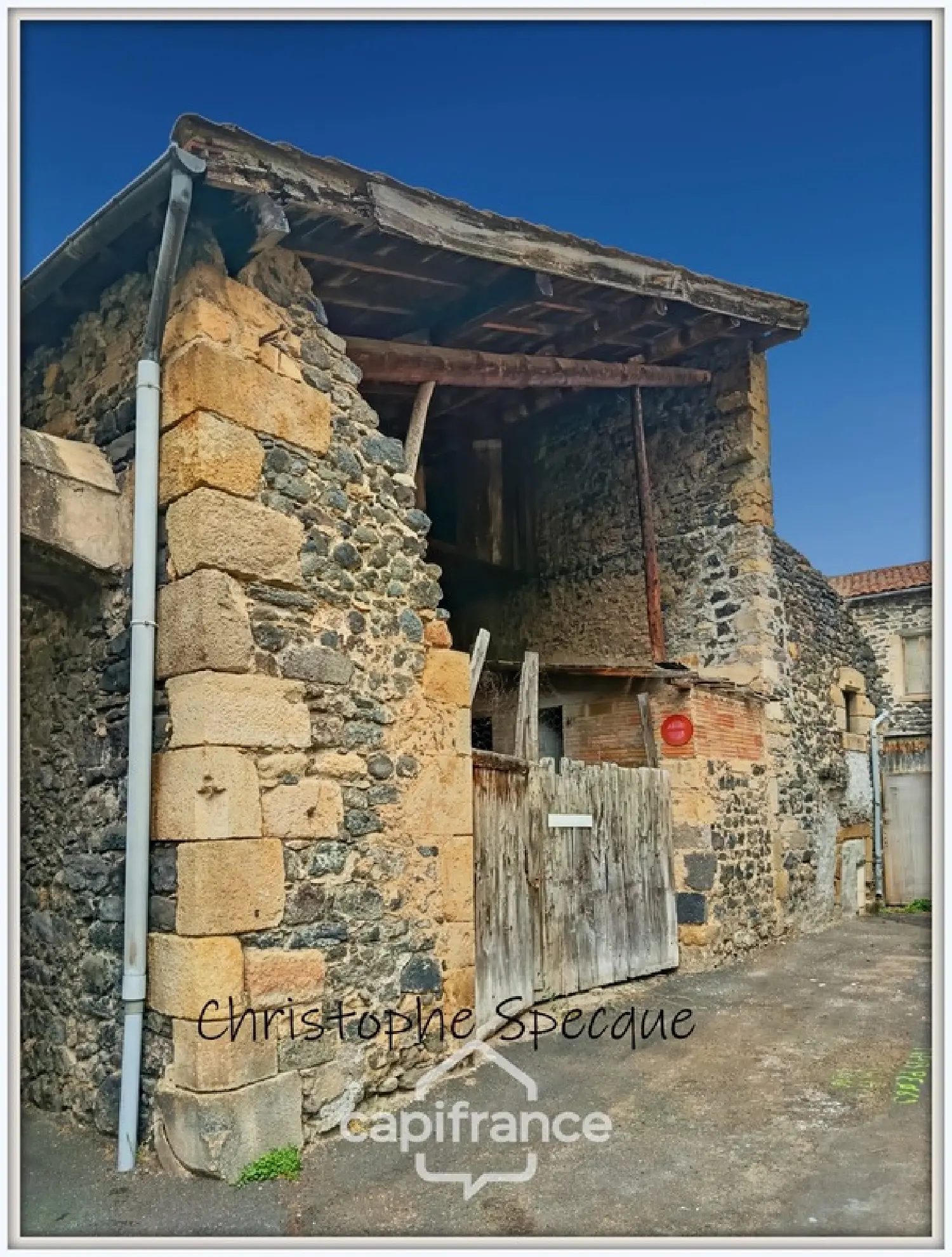  à vendre grange Tallende Puy-de-Dôme 2