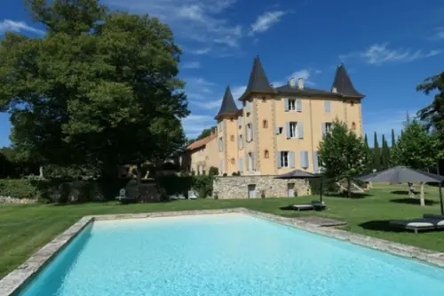 Aix-en-Provence Bouches-du-Rhône kasteel foto 7117303