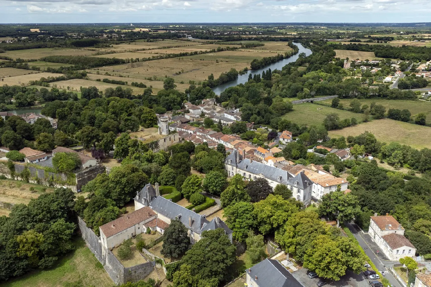  for sale castle Saintes Charente-Maritime 2