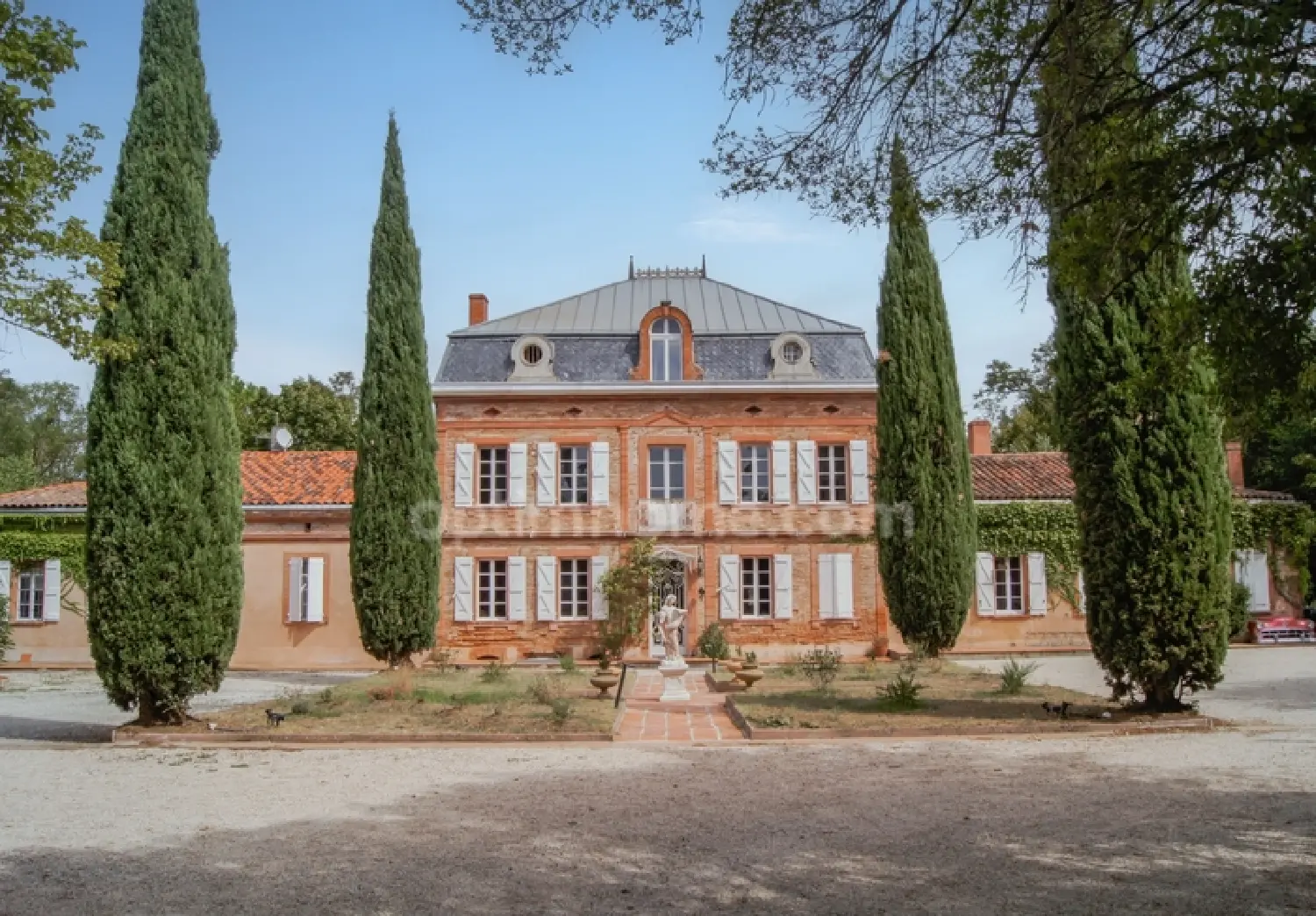  for sale castle Toulouse Haute-Garonne 1