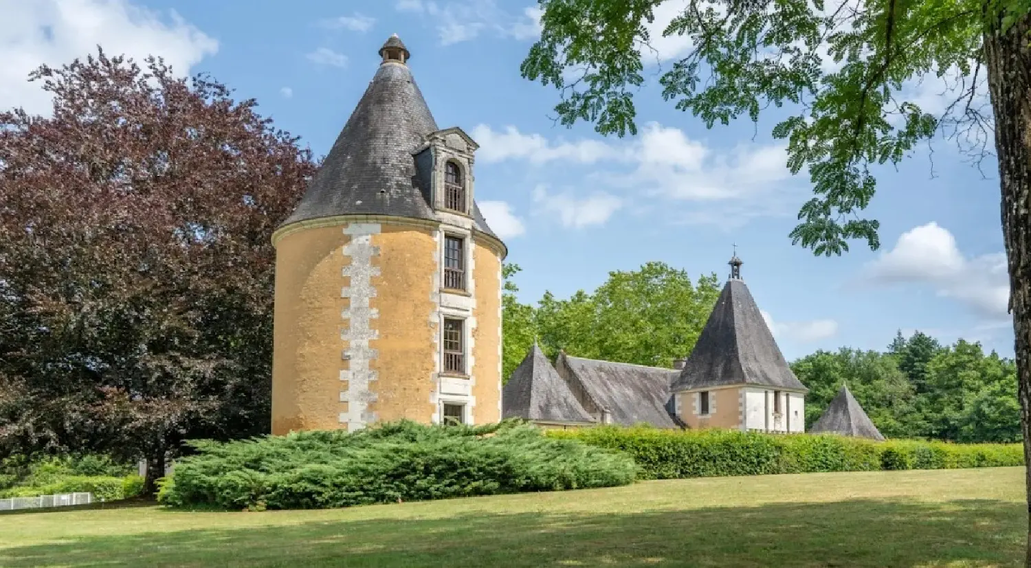  te koop kasteel Tours Indre-et-Loire 8