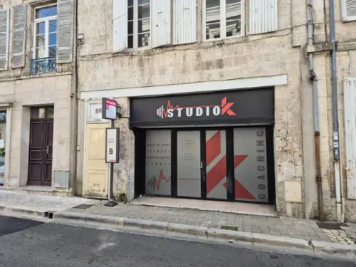 Angoulême Charente bedrijfsruimte/ kantoor foto 7120537