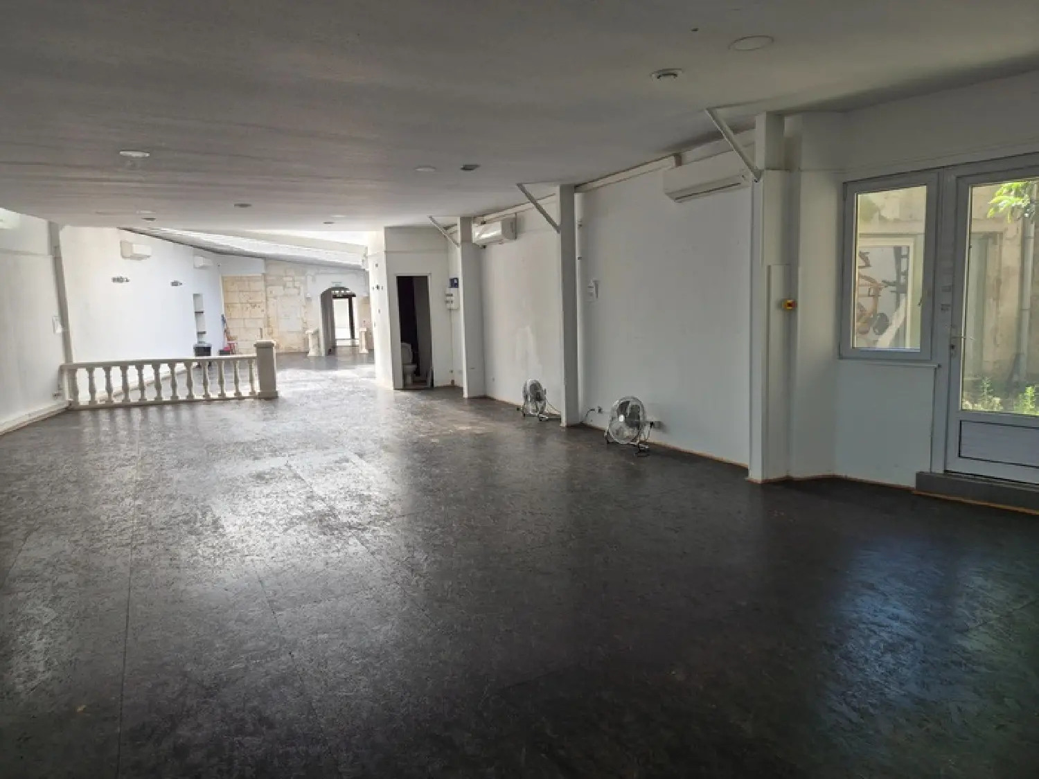  te koop bedrijfsruimte/ kantoor Angoulême Charente 7