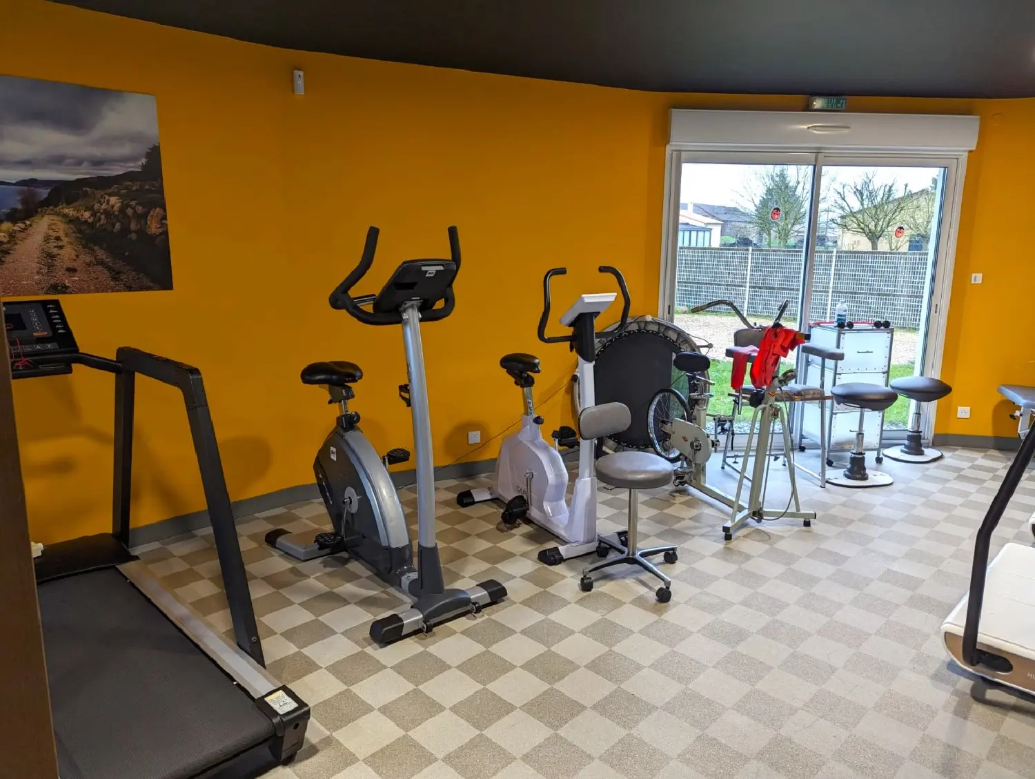  for sale commercial Chef-Boutonne Deux-Sèvres 7