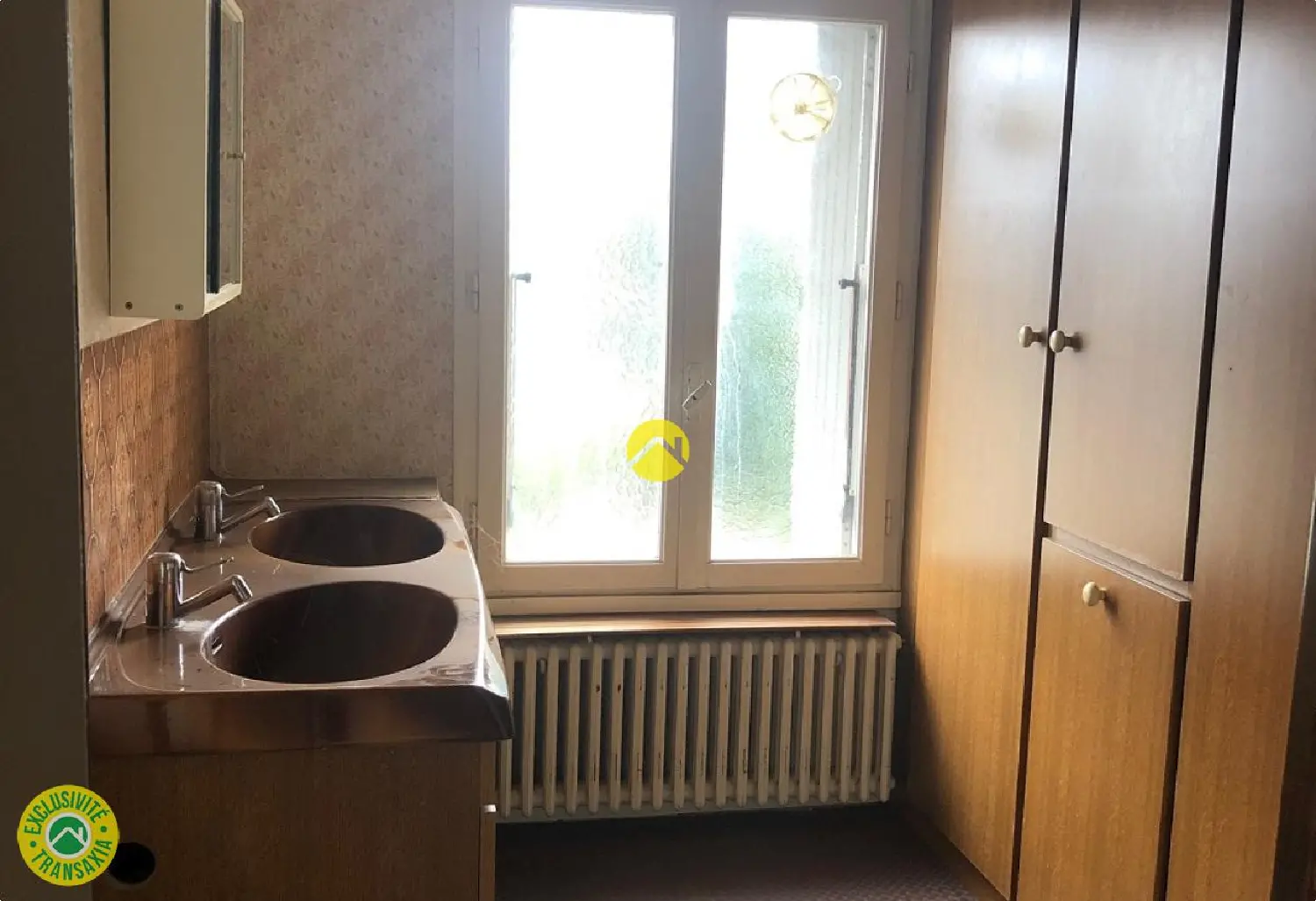  te koop bedrijfsruimte/ kantoor Luçay-le-Mâle Indre 4