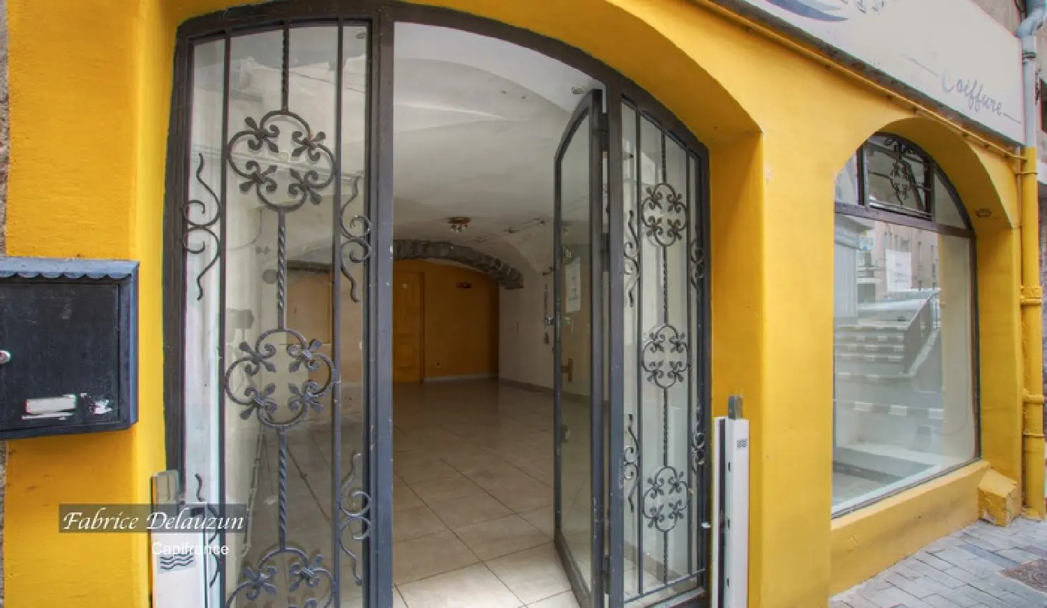  for sale commercial Saint-Ambroix Gard 2