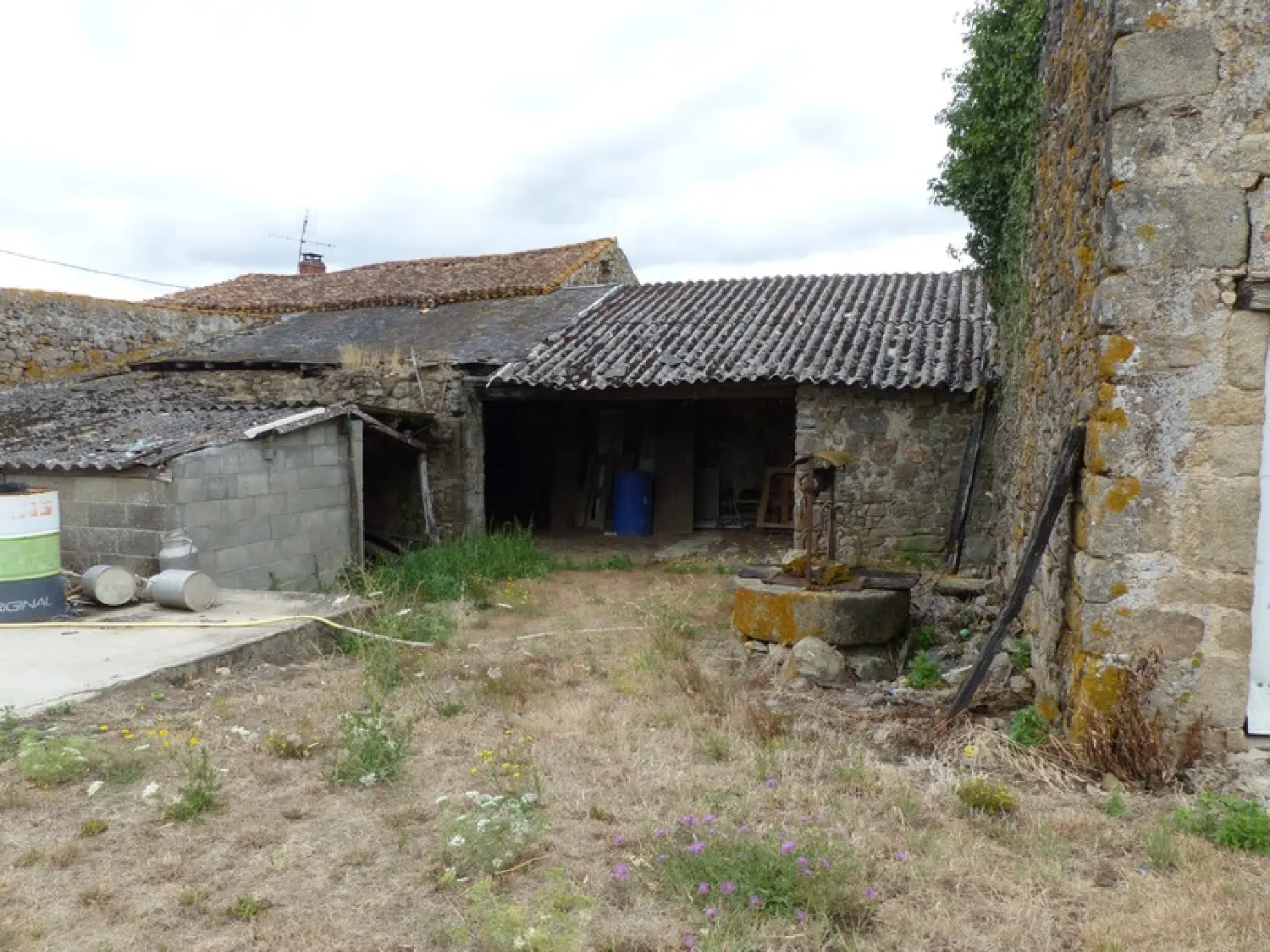  te koop boerderij Gourgé Deux-Sèvres 4