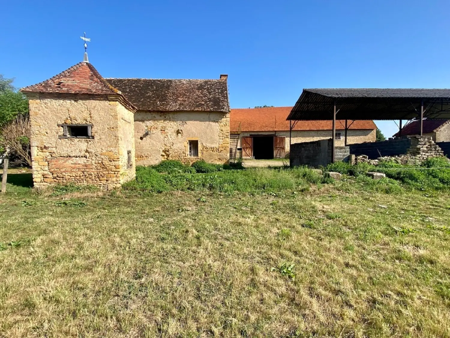  à vendre ferme Saint-Aubin-en-Charollais Saône-et-Loire 2