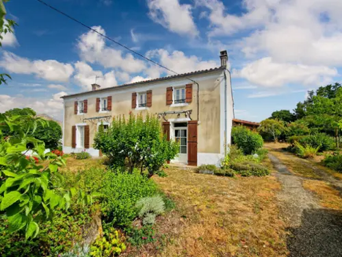 Surgères Charente-Maritime farm foto 7118000
