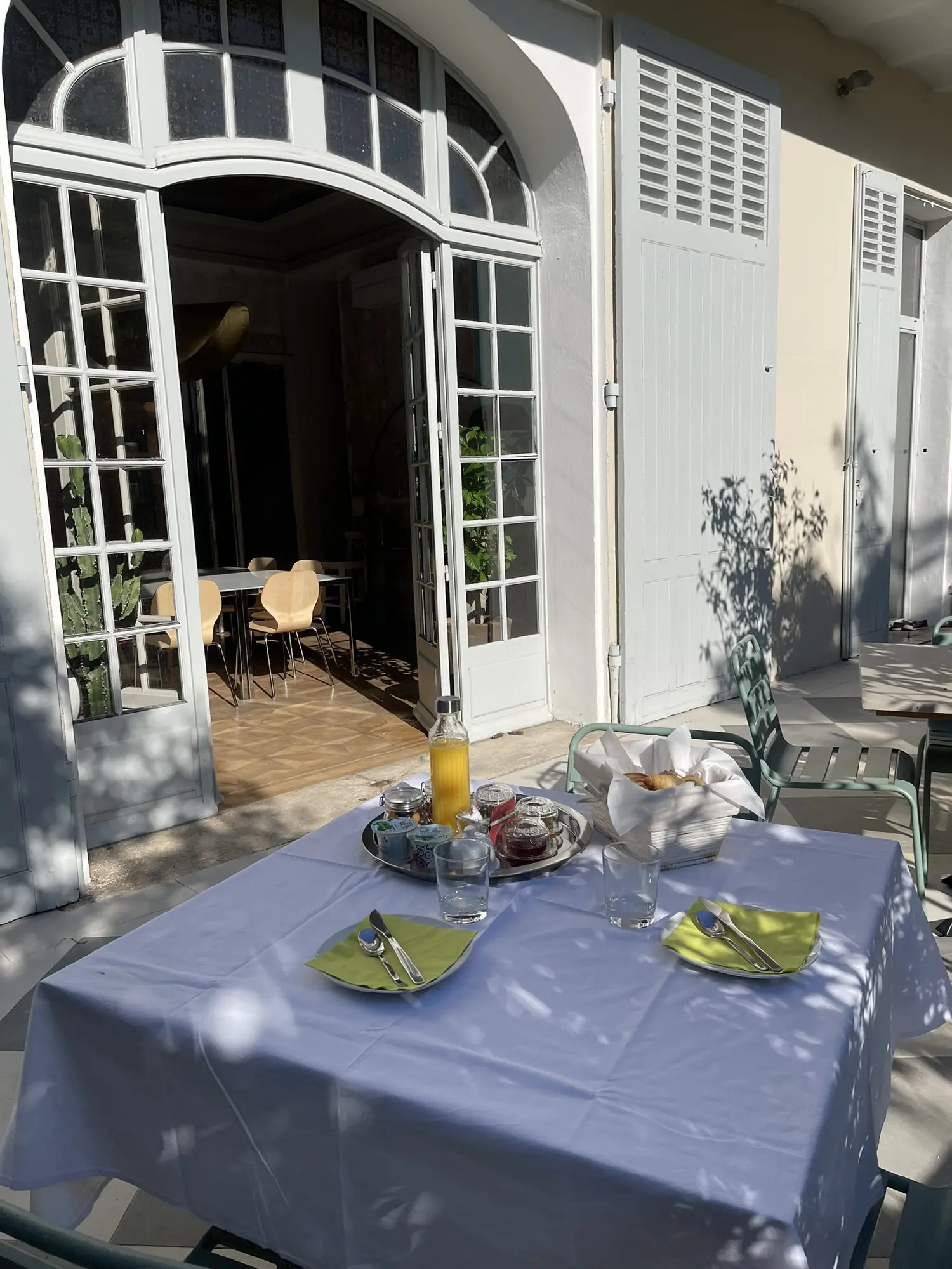 en venta hotel restaurante Marsella Bocas del Ródano 2