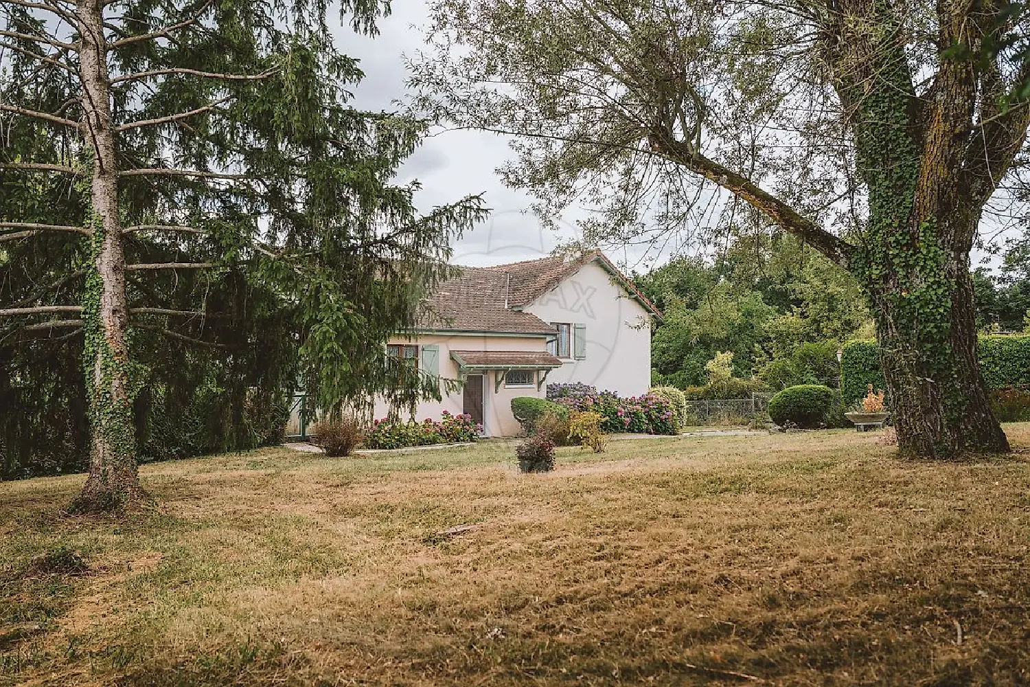  te koop huis Bellerive-sur-Allier Allier 1