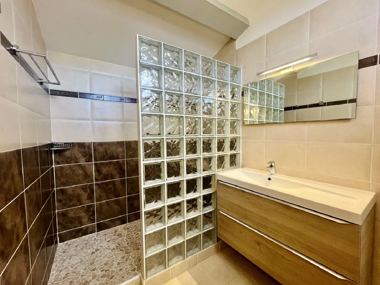  te koop huis Bessan Hérault 5