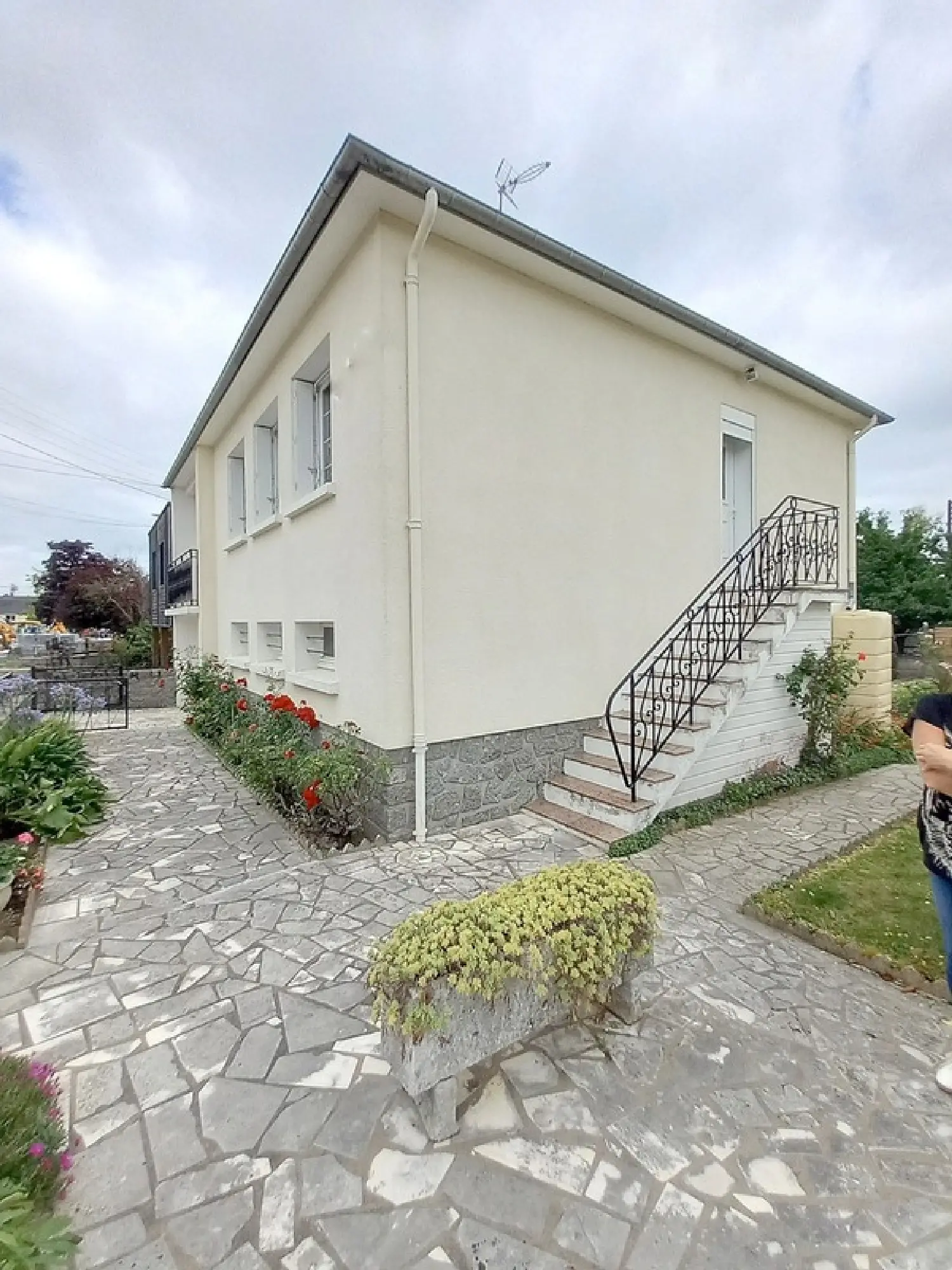  for sale house Bonchamp-lès-Laval Mayenne 1