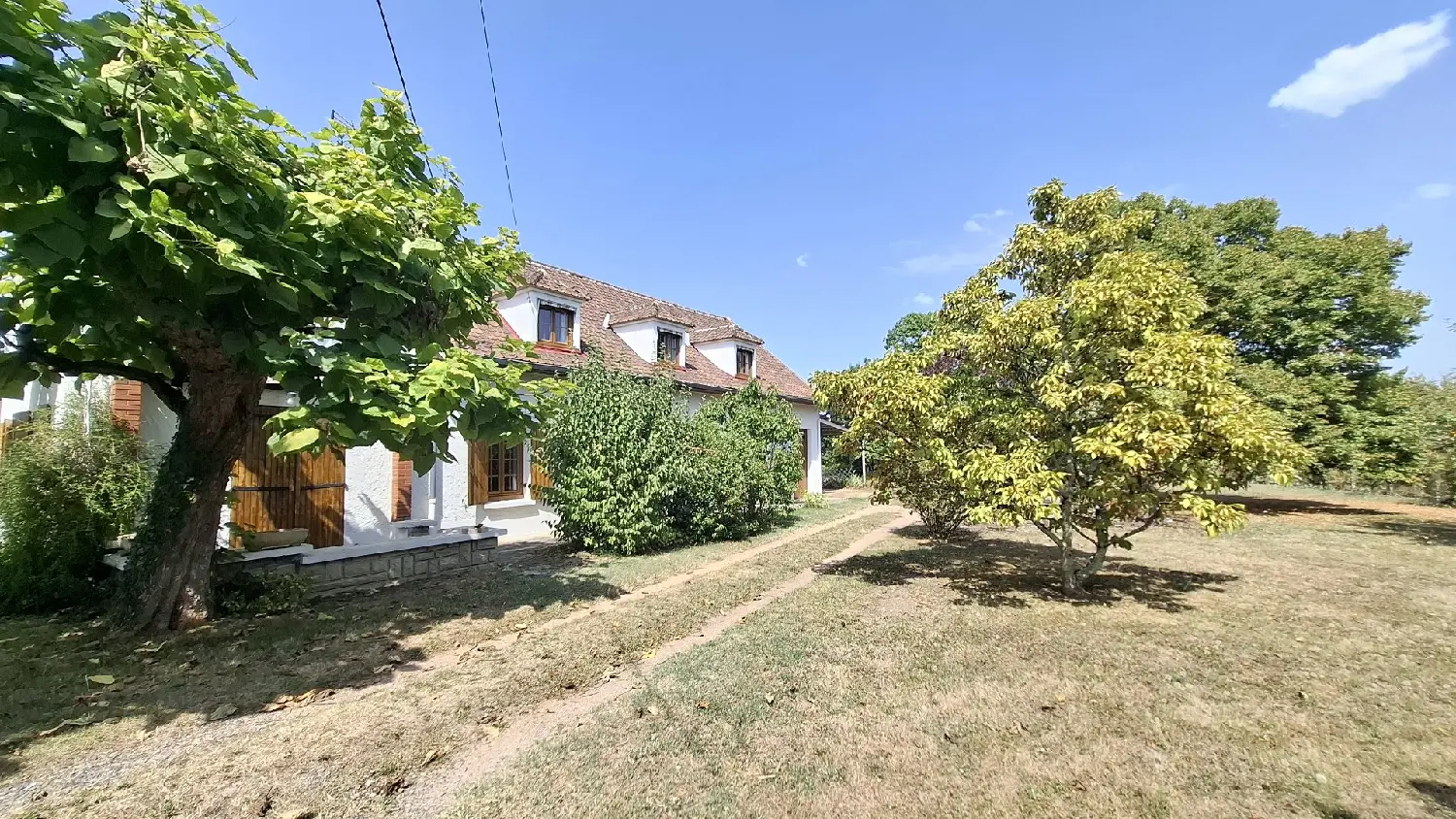  te koop huis Brugheas Allier 2