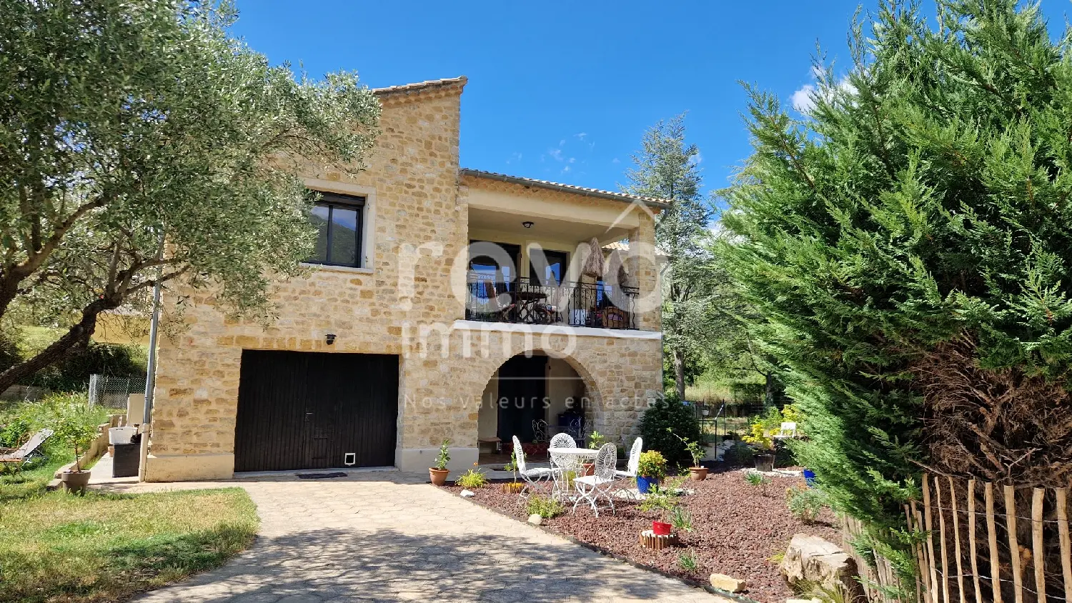  te koop huis Buis-les-Baronnies Drôme 1