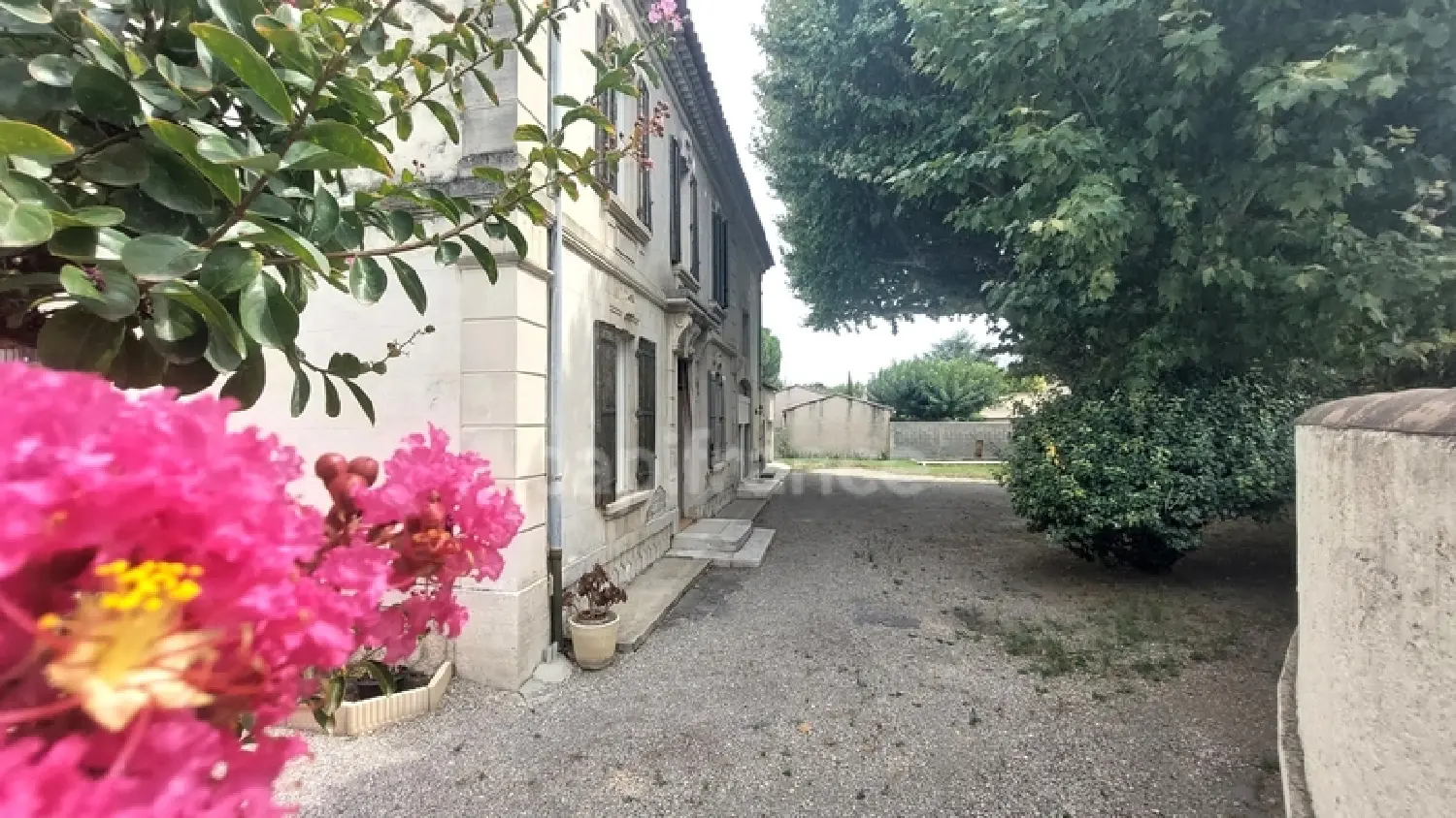  en venta casa Cabannes Bocas del Ródano 1