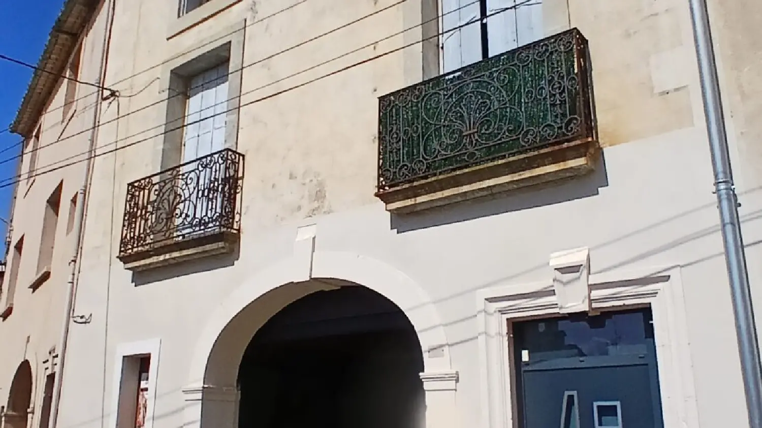 for sale house Cabrerolles Hérault 1