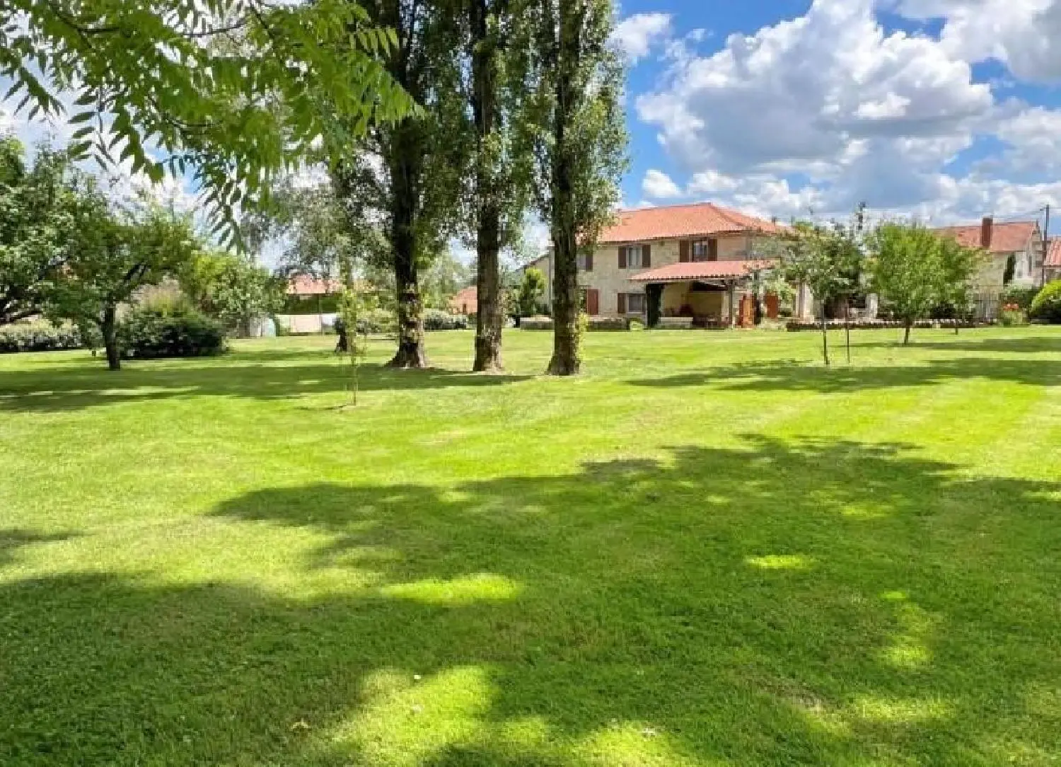  te koop huis Cellefrouin Charente 2