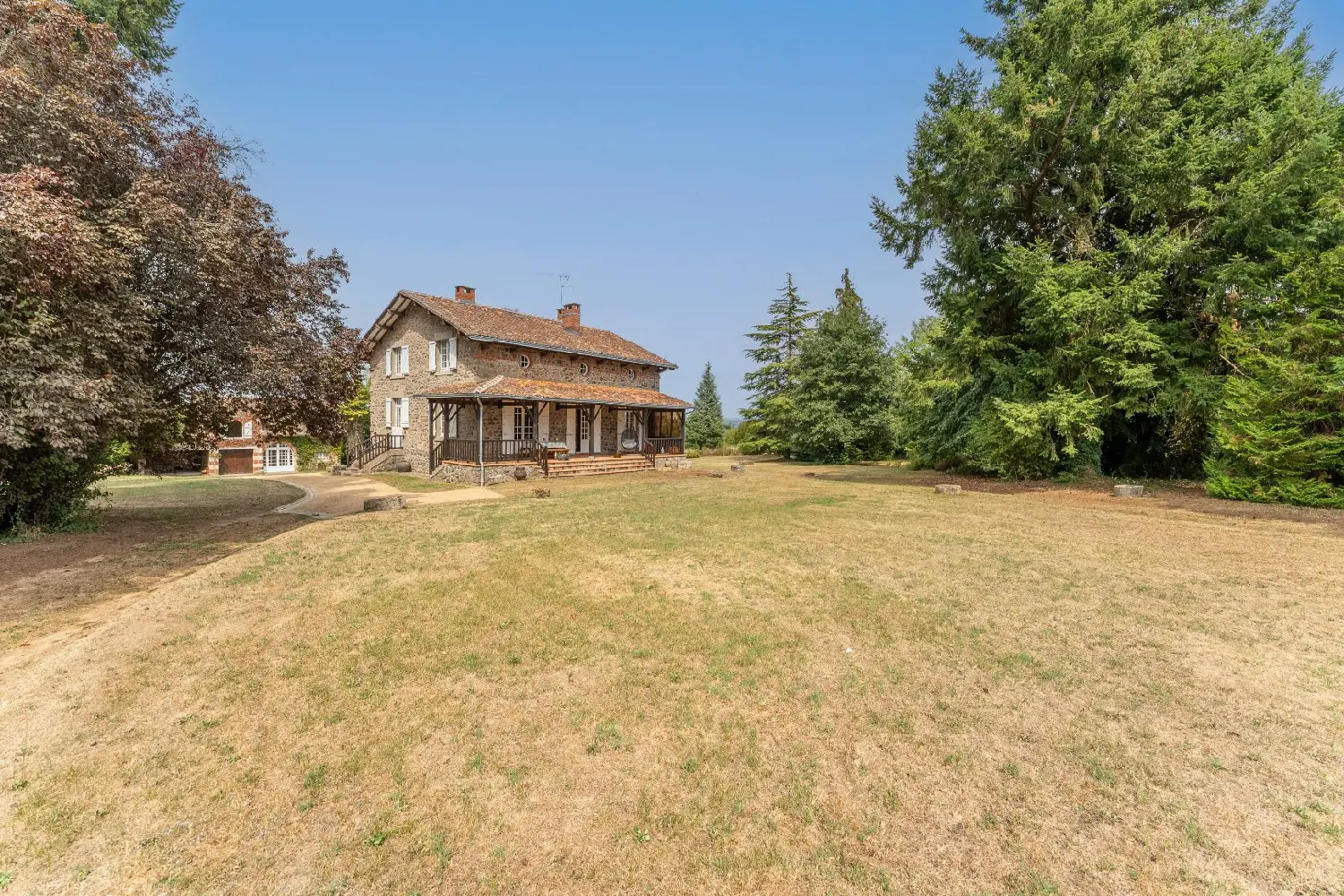  te koop huis Chabanais Charente 2