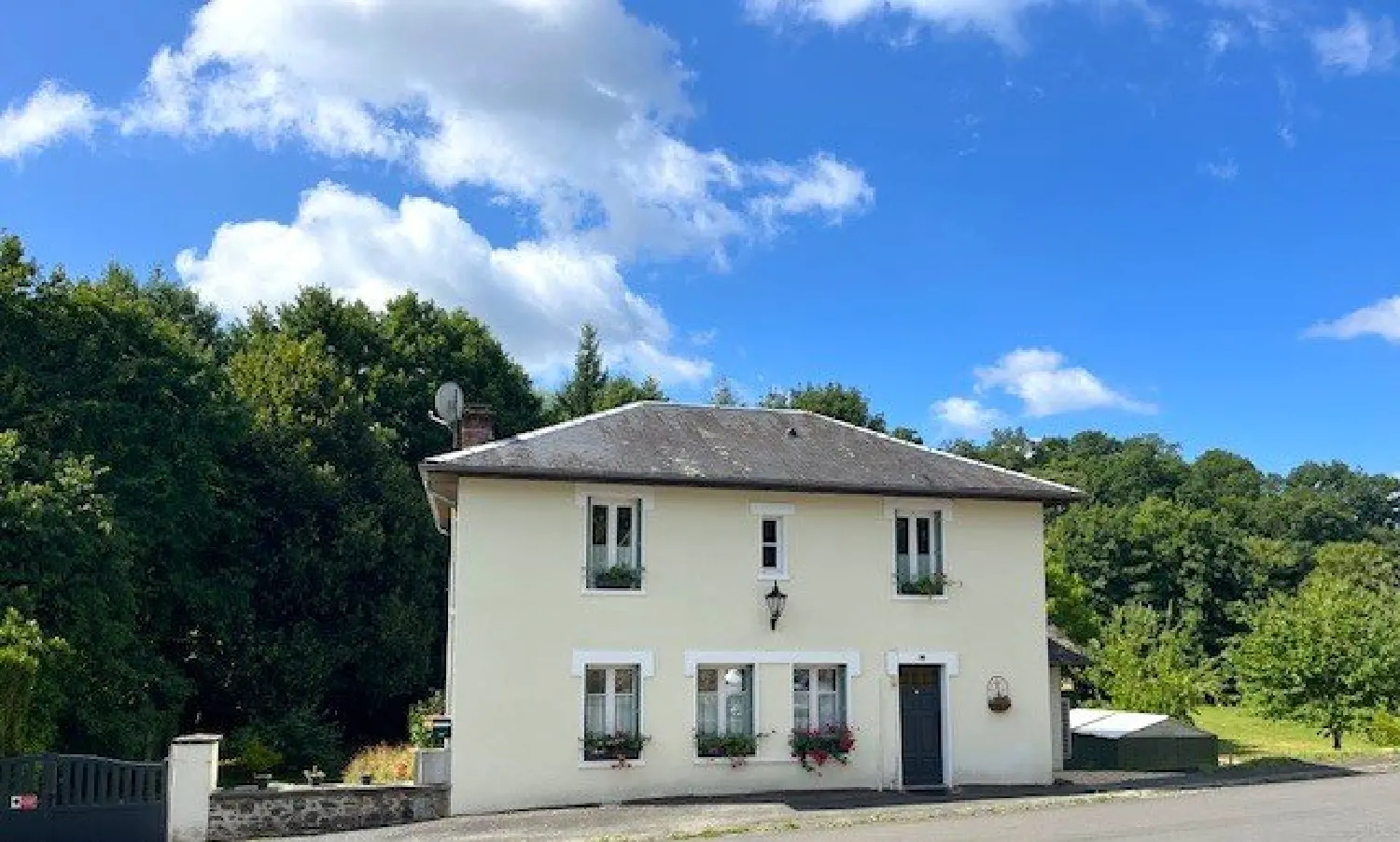  te koop huis Champagnac-la-Rivière Haute-Vienne 1