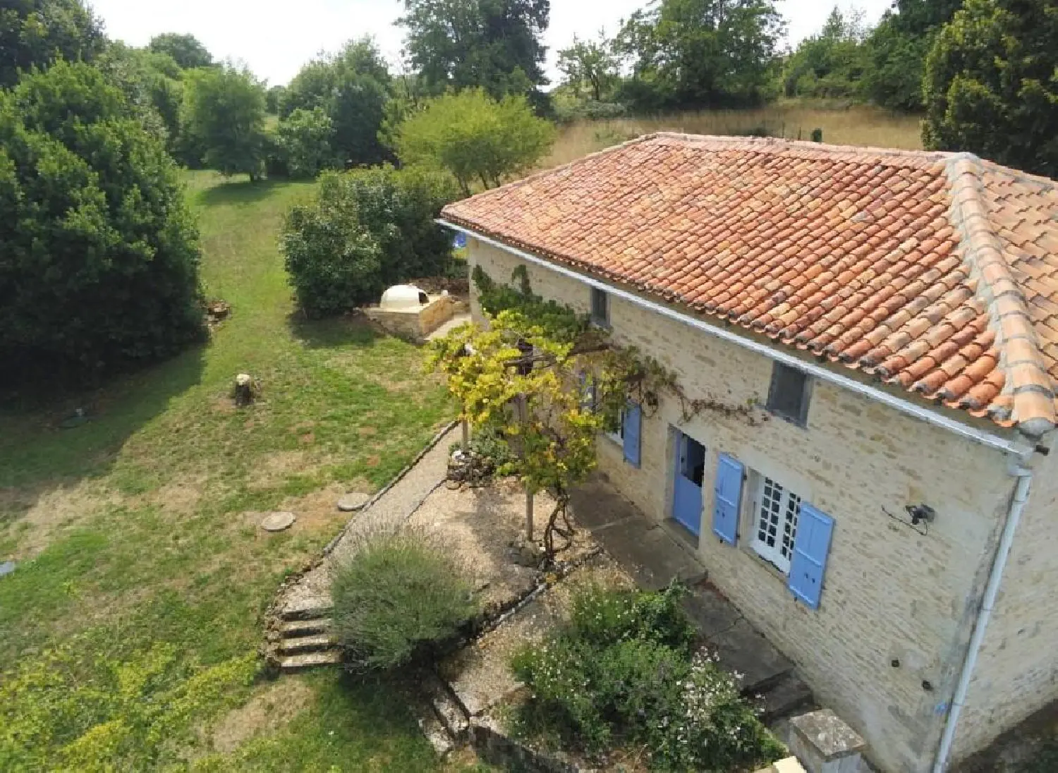  à vendre maison Champagne-Mouton Charente 2