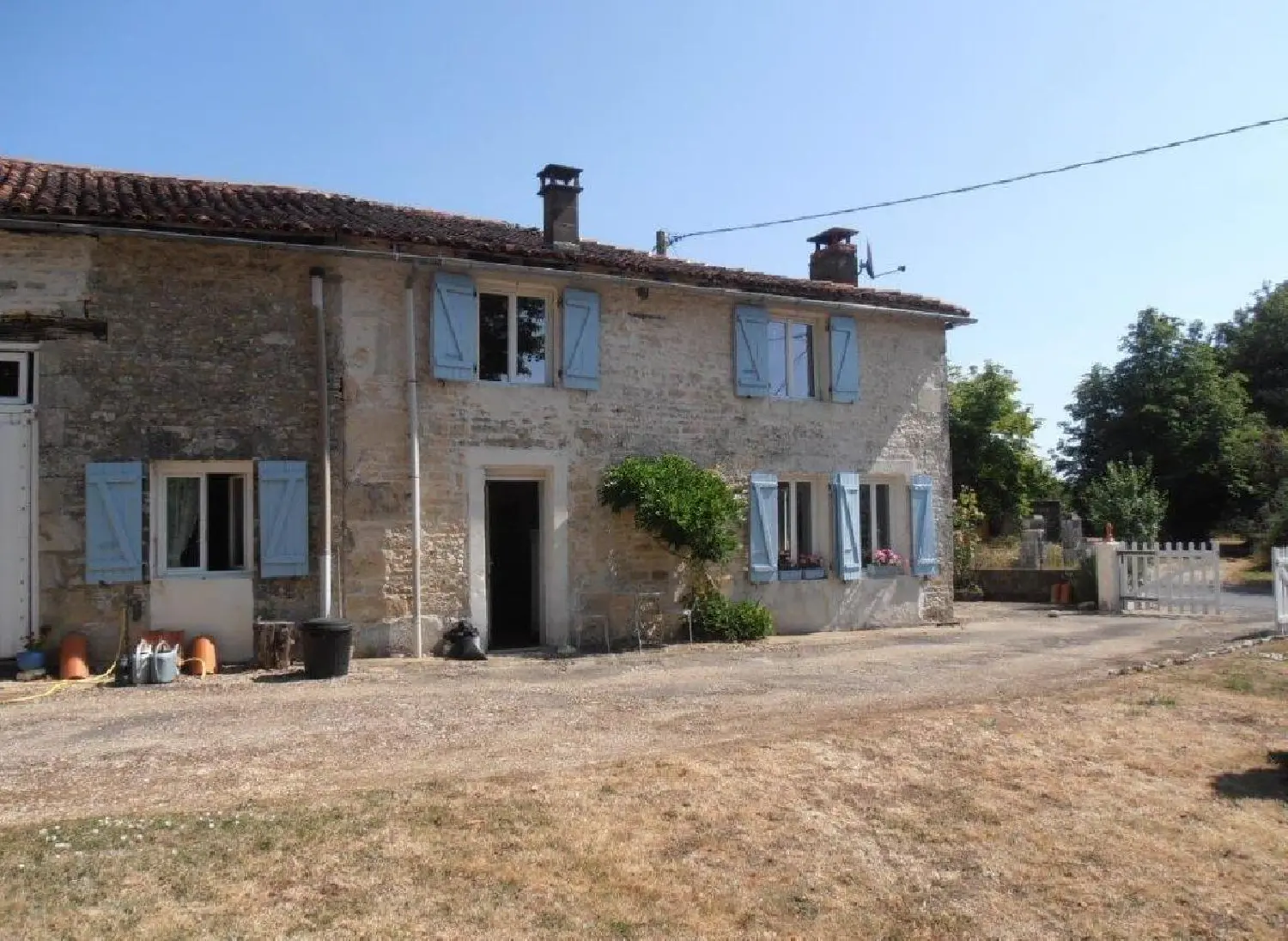  à vendre maison Champagne-Mouton Charente 2