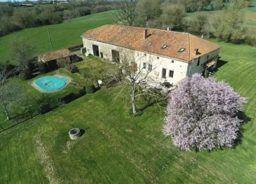 Champagne-Mouton Charente huis foto 7125745