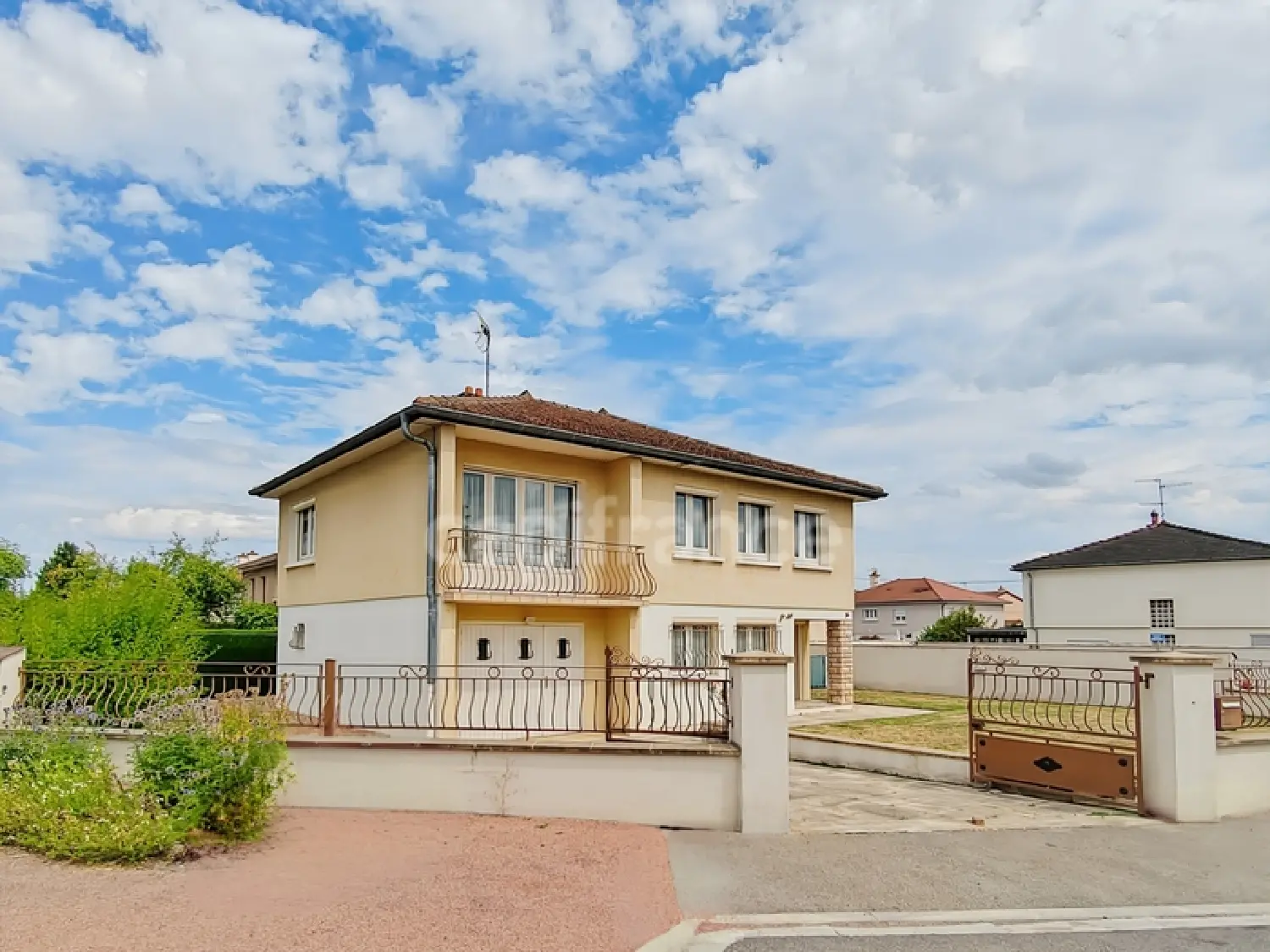  for sale house Châtenoy-le-Royal Saône-et-Loire 2