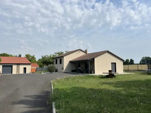Chavaroux Puy-de-Dôme maison foto 7125995