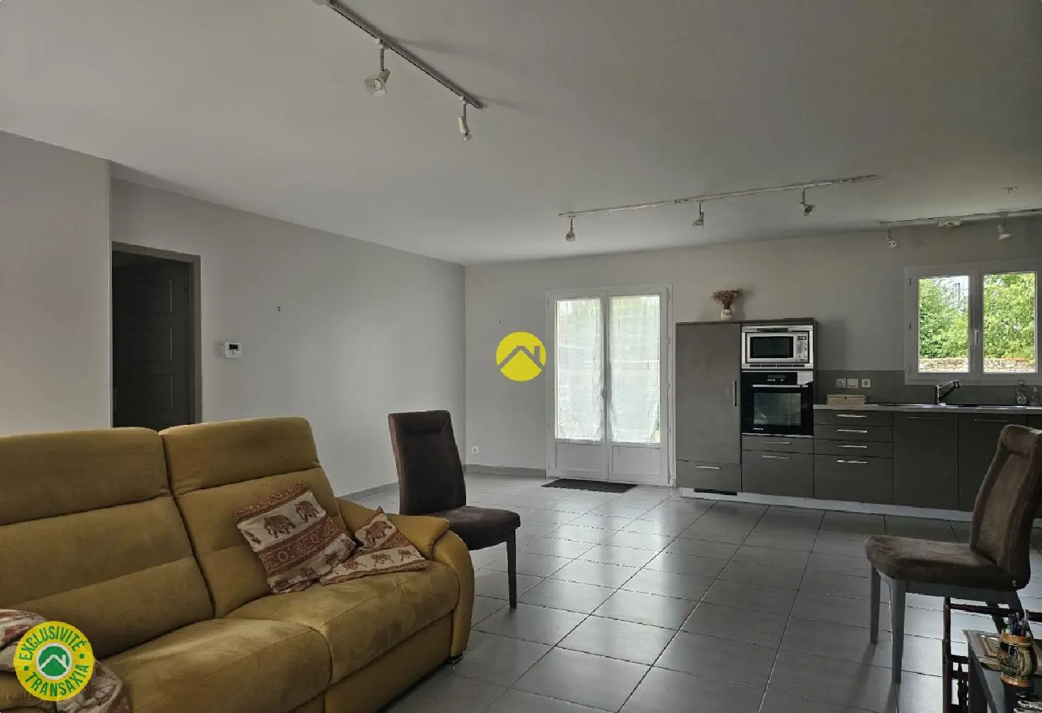  à vendre maison Cosne-d'Allier Allier 6