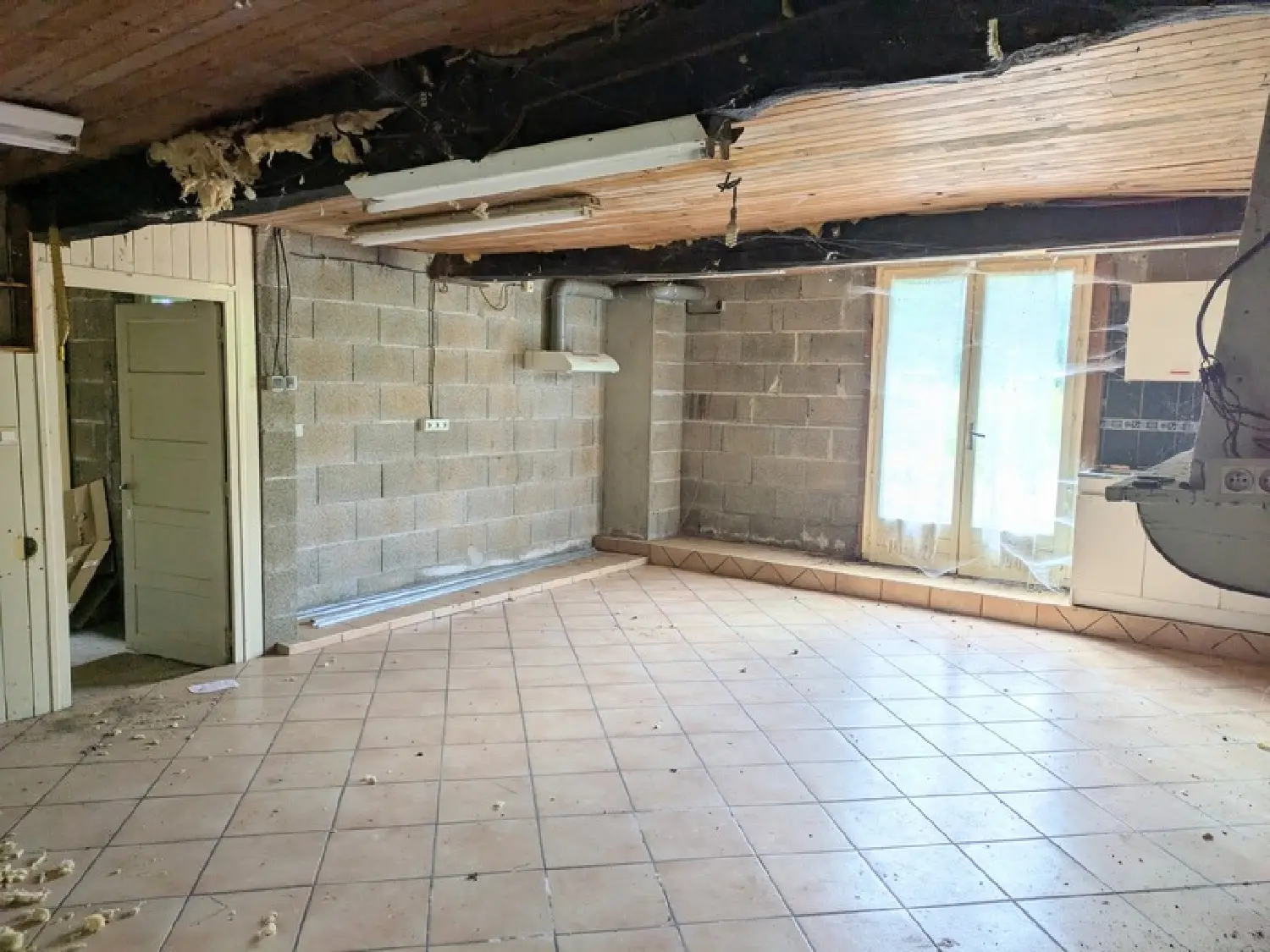  for sale house Courtes Ain 7