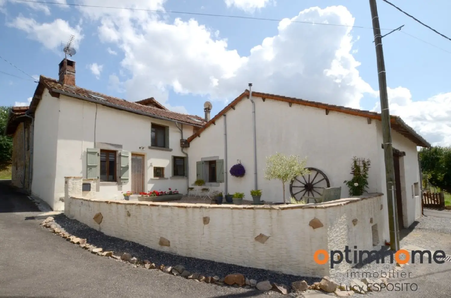  te koop huis Étagnac Charente 1