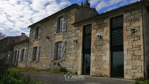 Fontenay-le-Comte Vendée huis foto 7117108