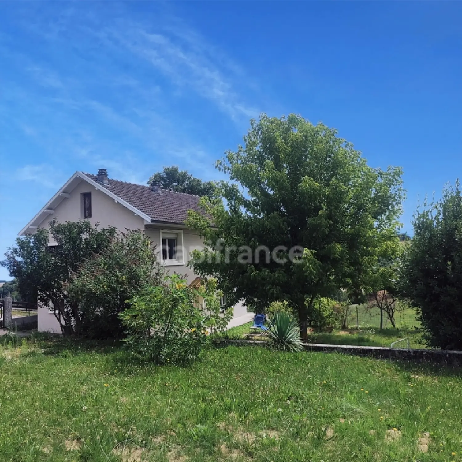  te koop huis La Bâtie-Divisin Isère 2