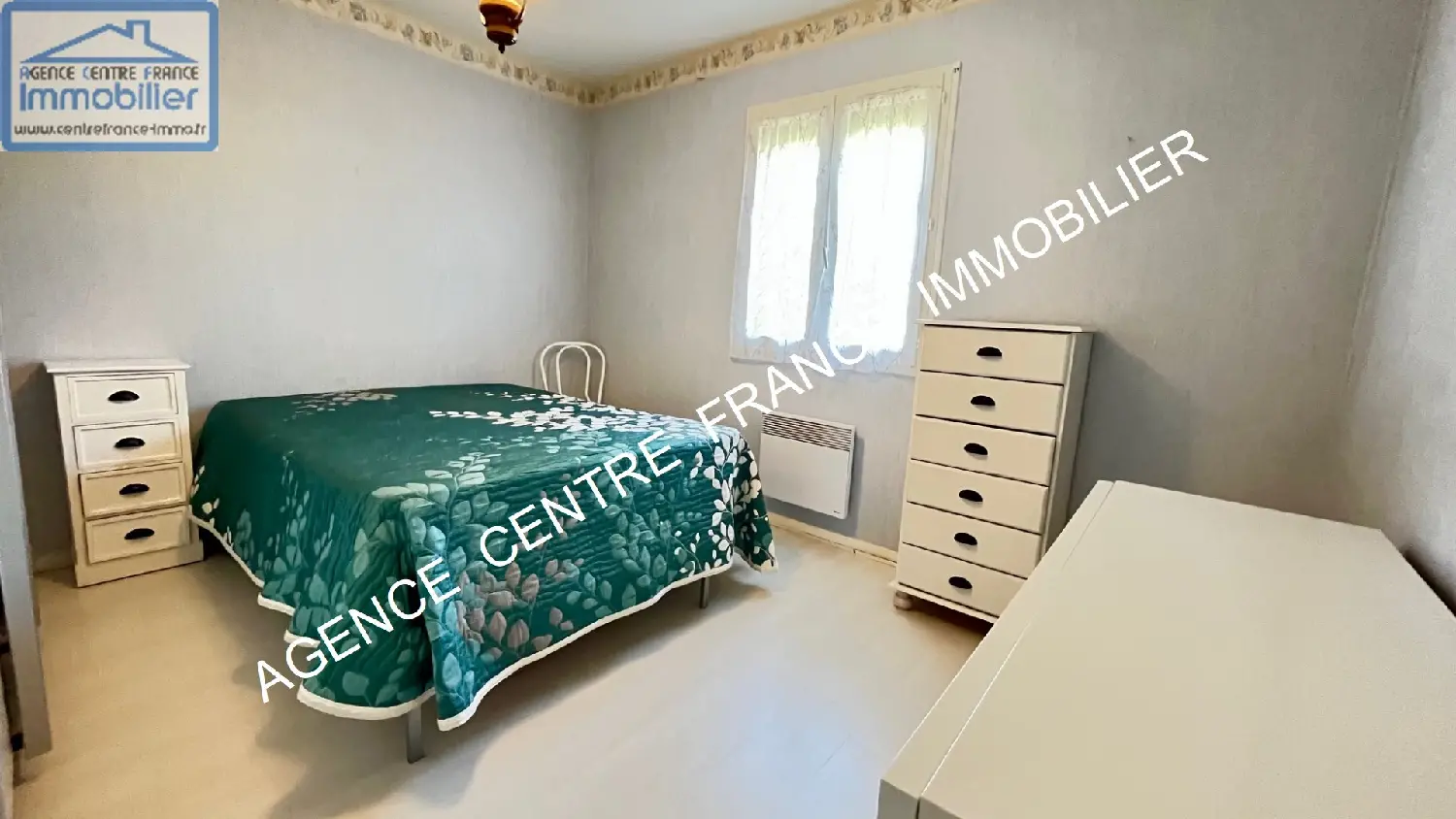  te koop huis La Chapelle-Saint-Ursin Cher 5
