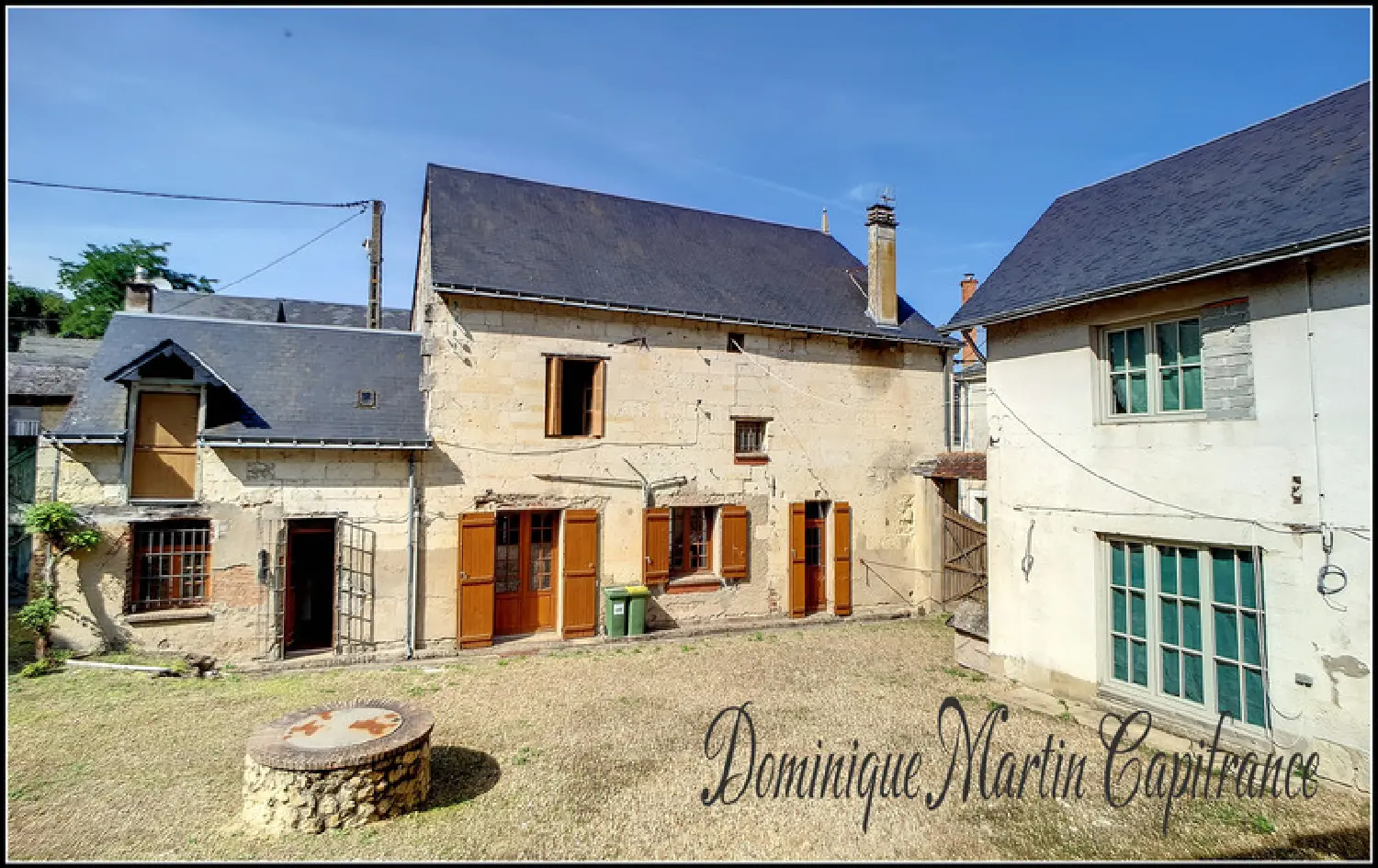  à vendre maison La Chartre-sur-le-Loir Sarthe 1