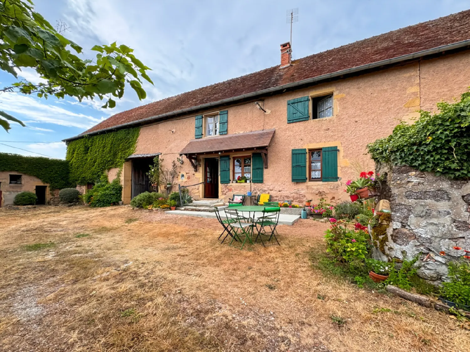  te koop huis La Clayette Saône-et-Loire 2