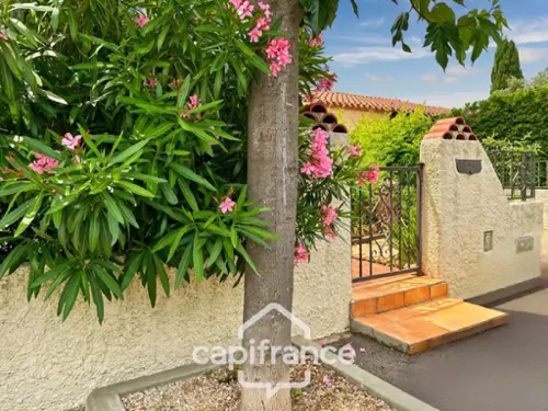 Laroque-des-Albères Pyrénées-Orientales huis foto 7122491