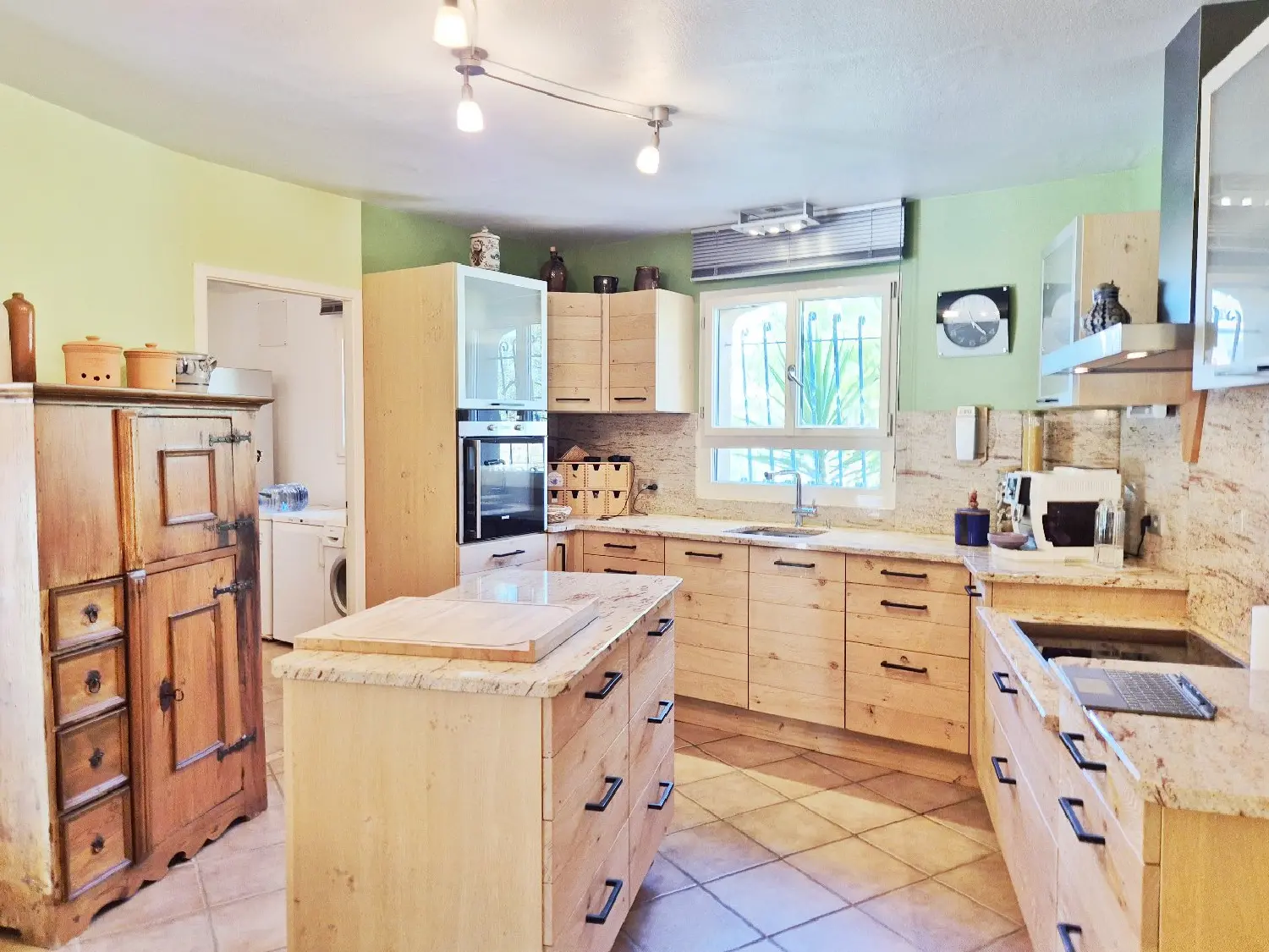  te koop huis Laurens Hérault 8